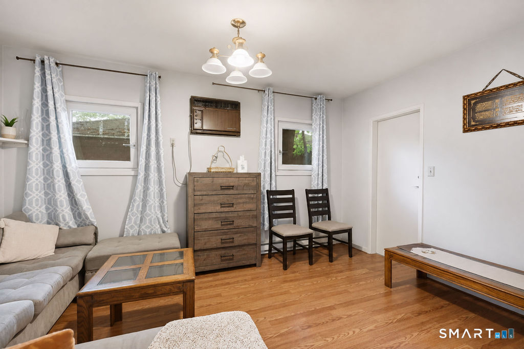 639 Arch Street photo 33