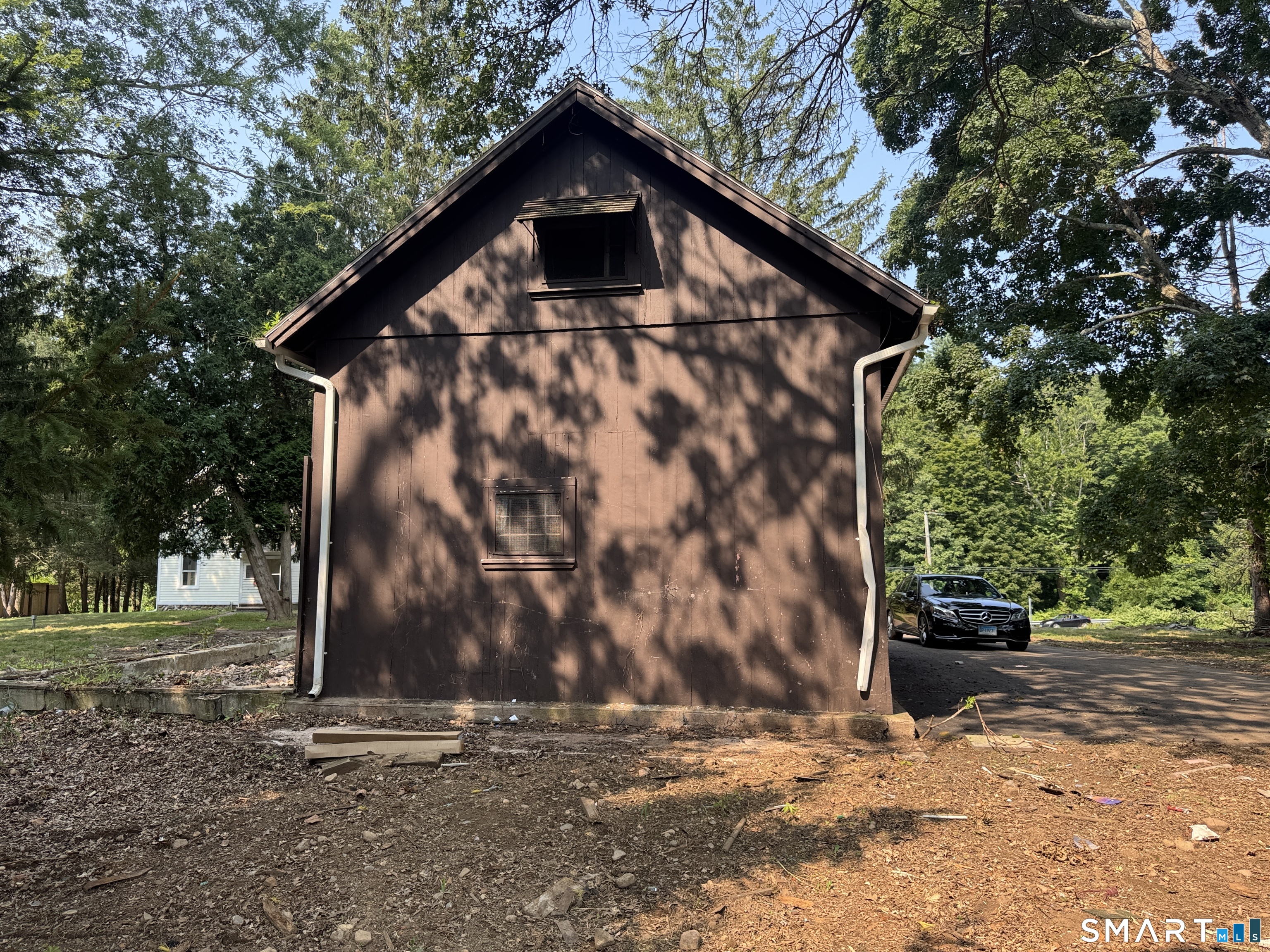 829 Racebrook Road photo 21