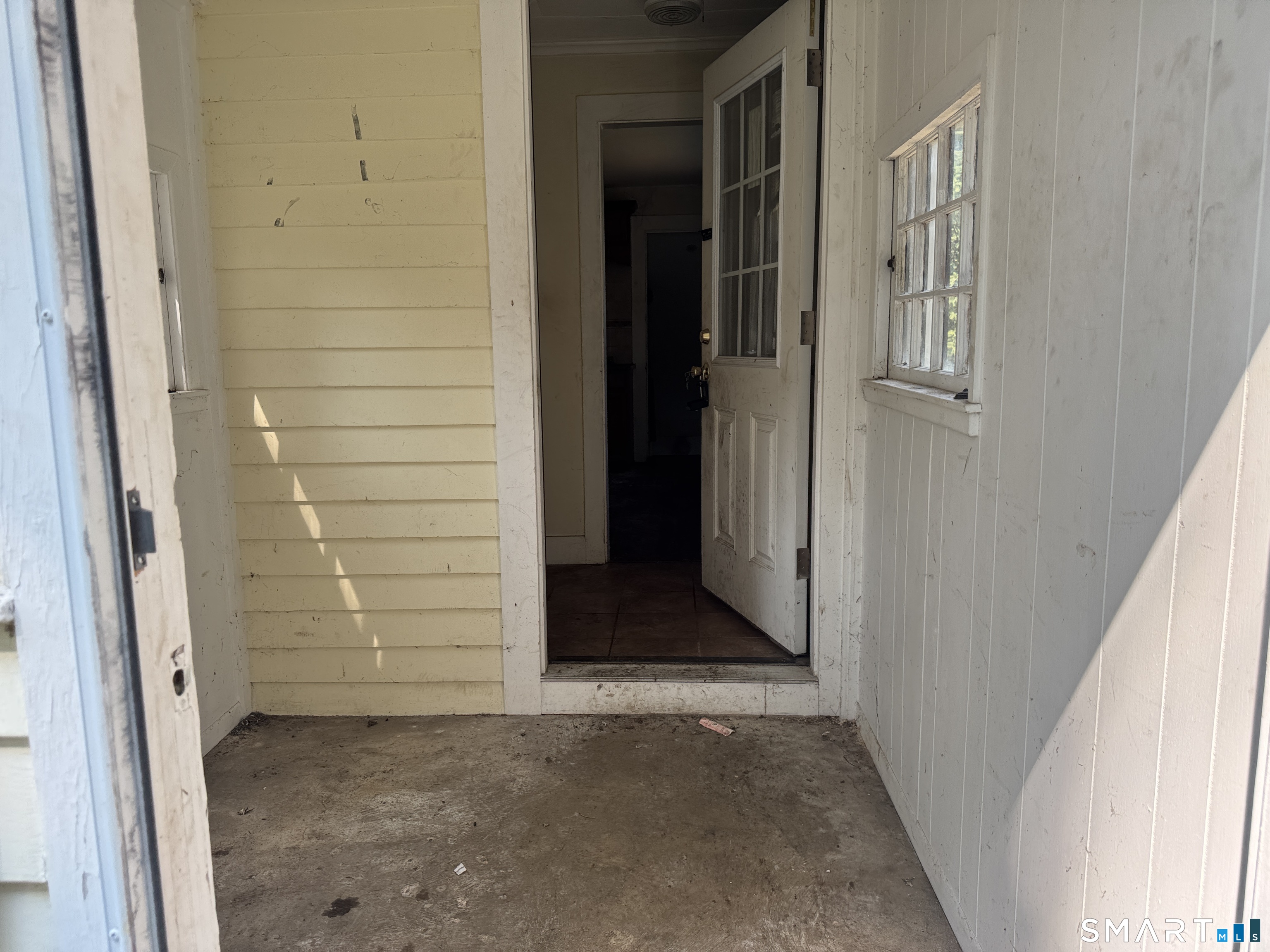 829 Racebrook Road photo 16