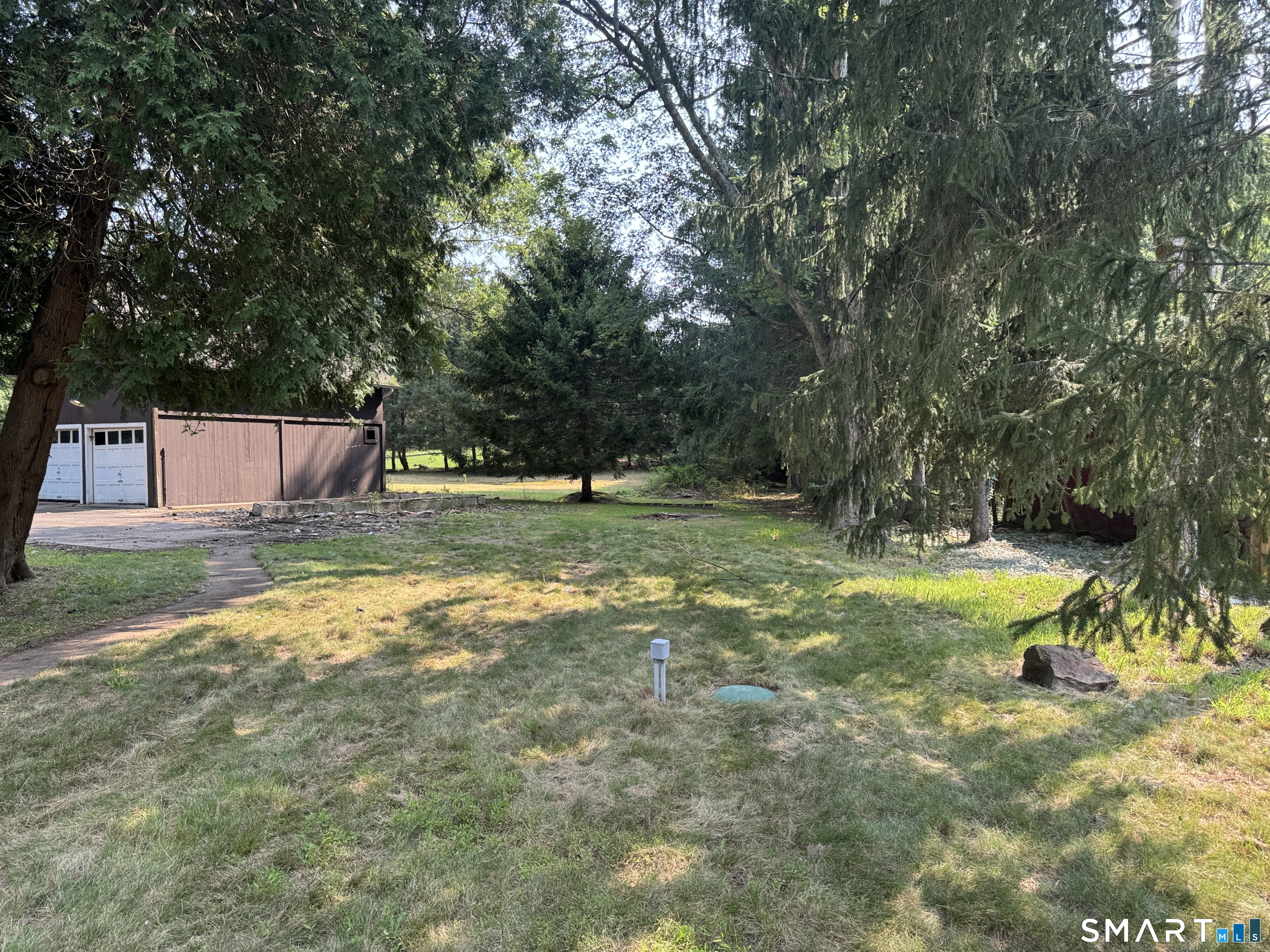 829 Racebrook Road photo 18