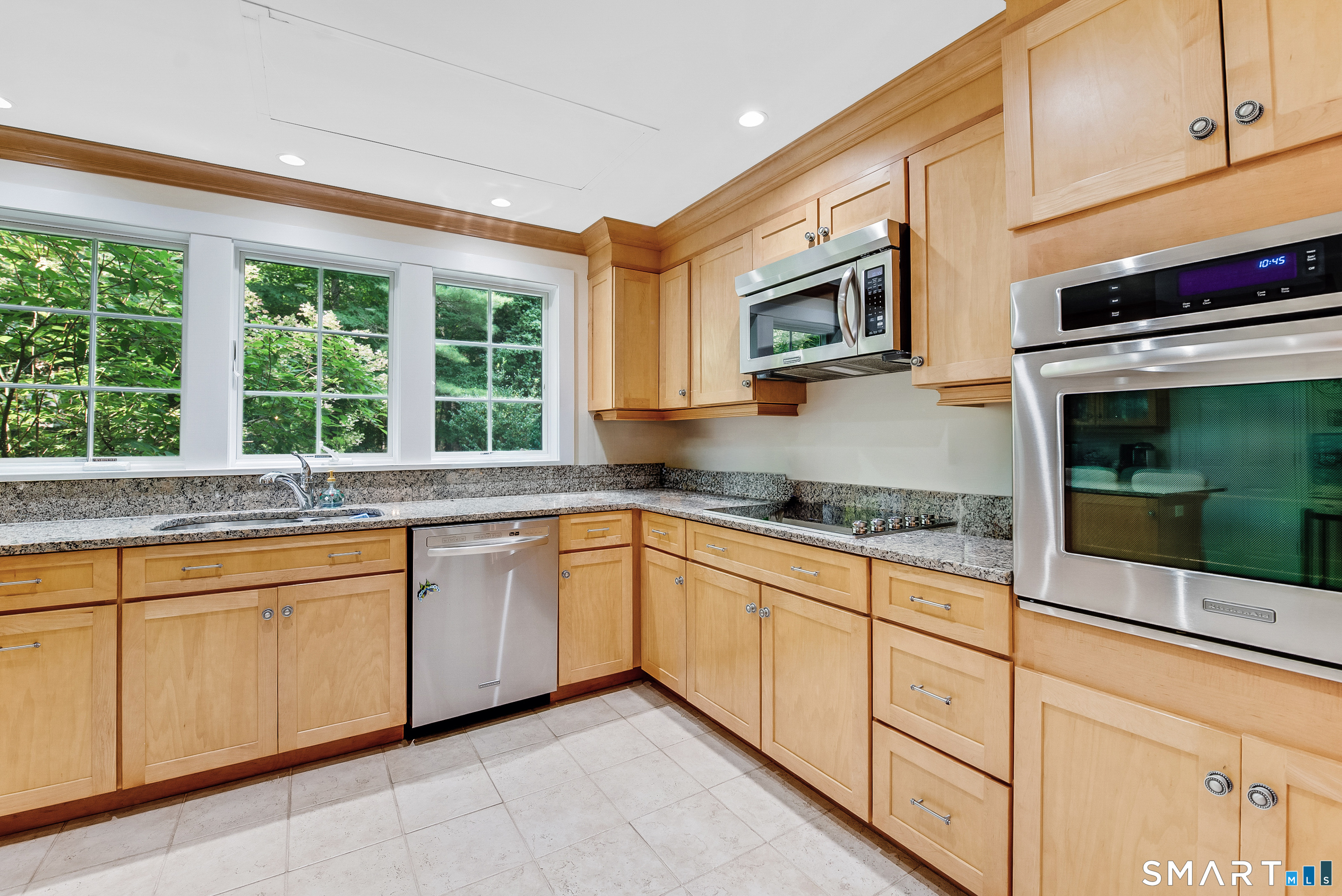 11 Cove Hill Road photo 15