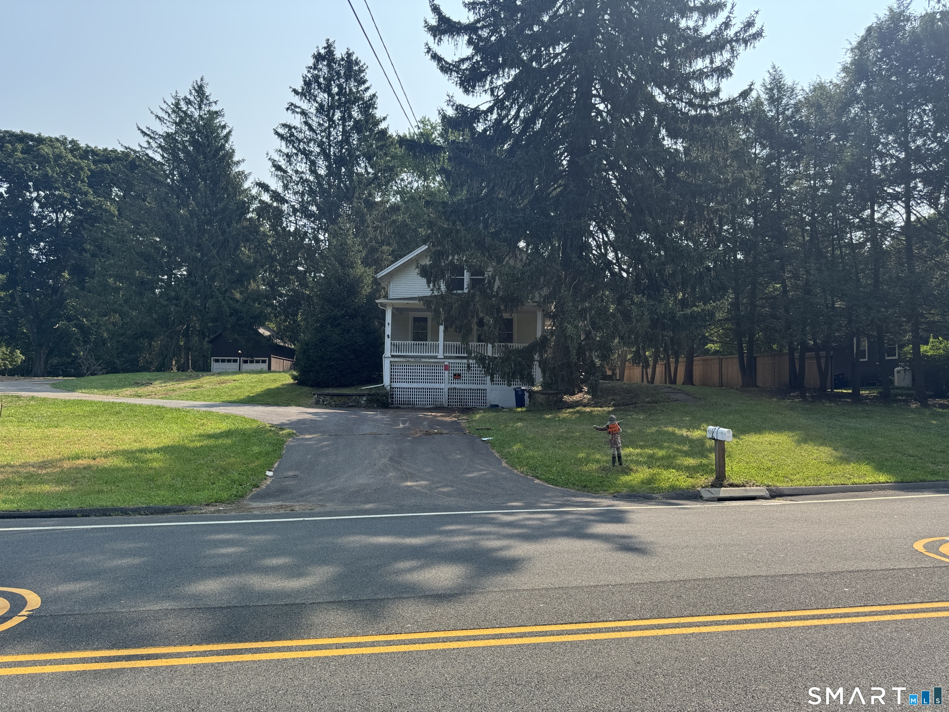 829 Racebrook Road photo 5