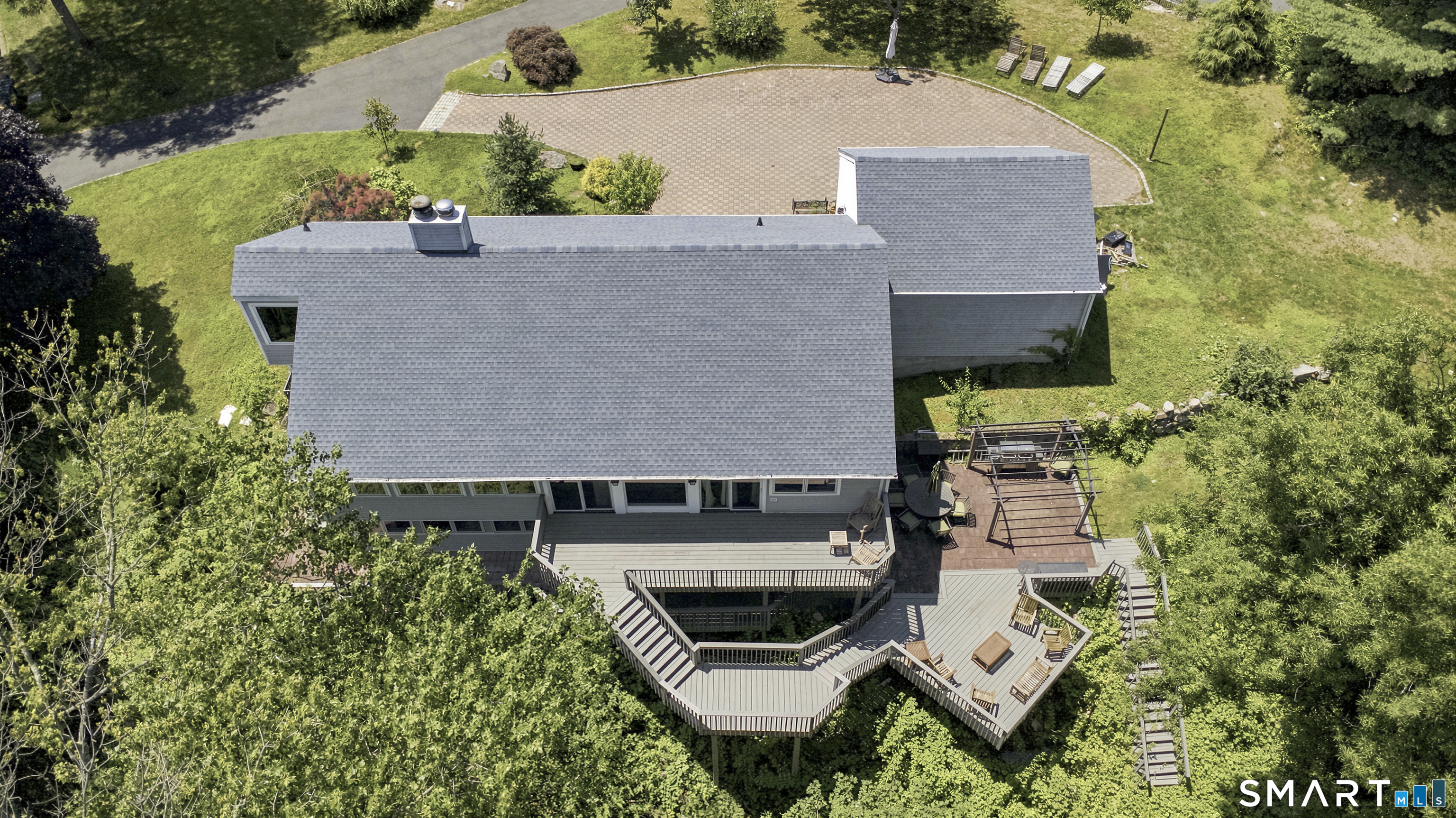71 Blackberry Drive photo 2