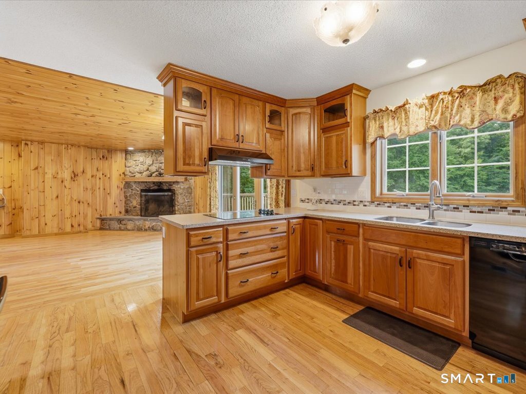 61 Justin Way photo 11