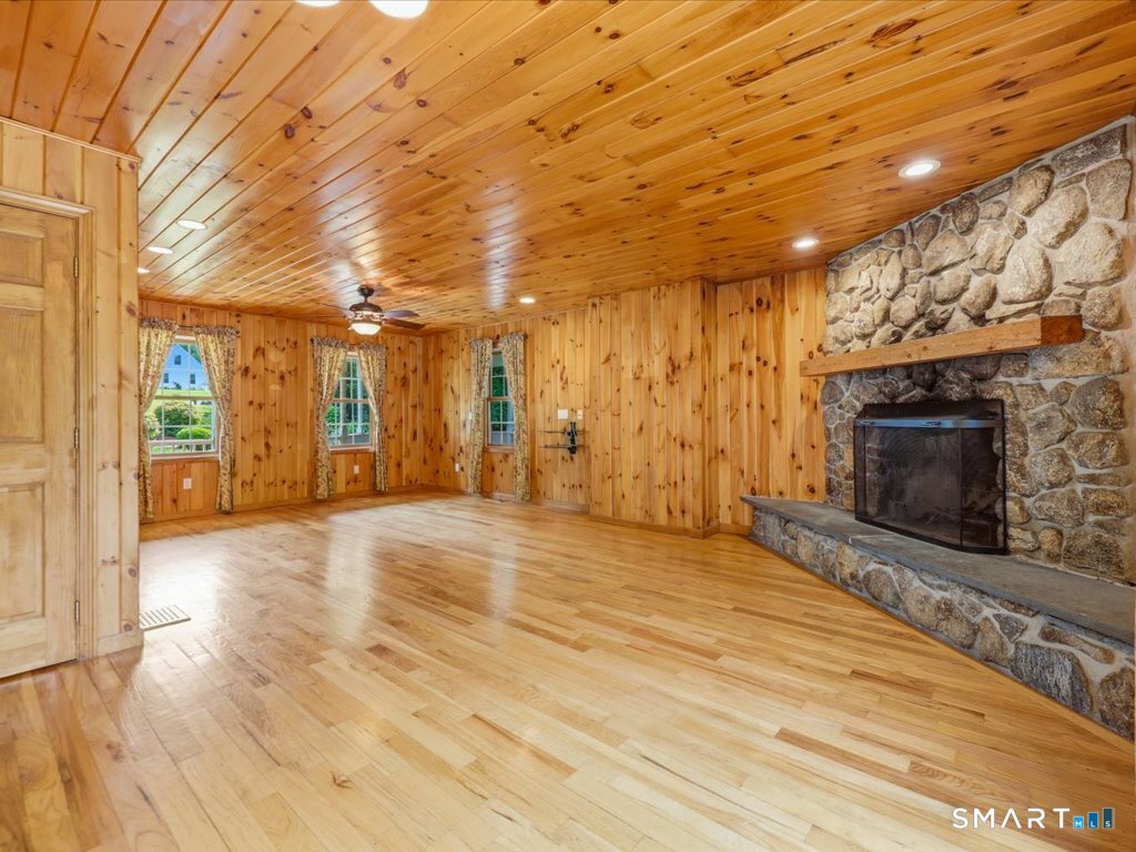 61 Justin Way photo 12