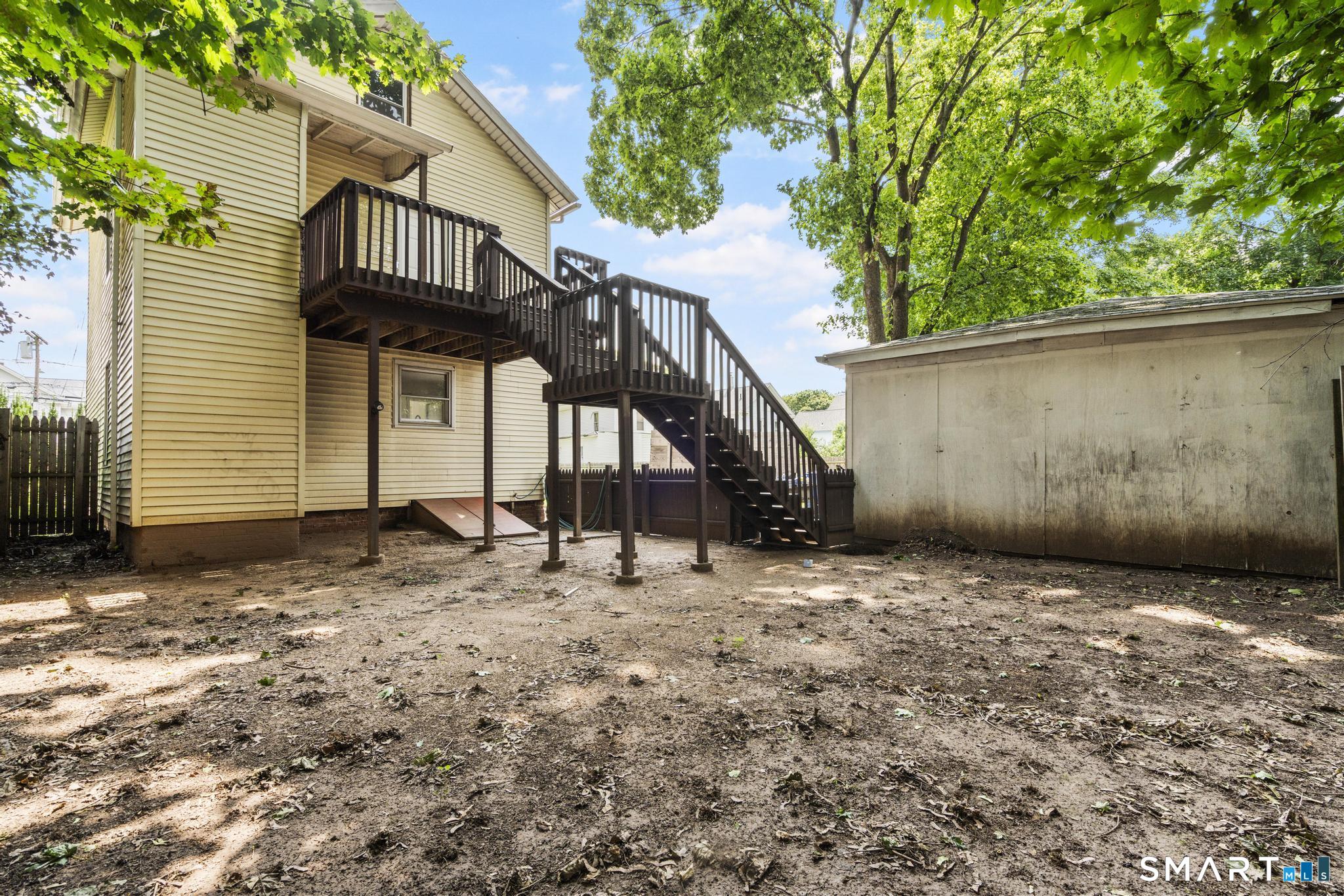 136 Franklin Street photo 11