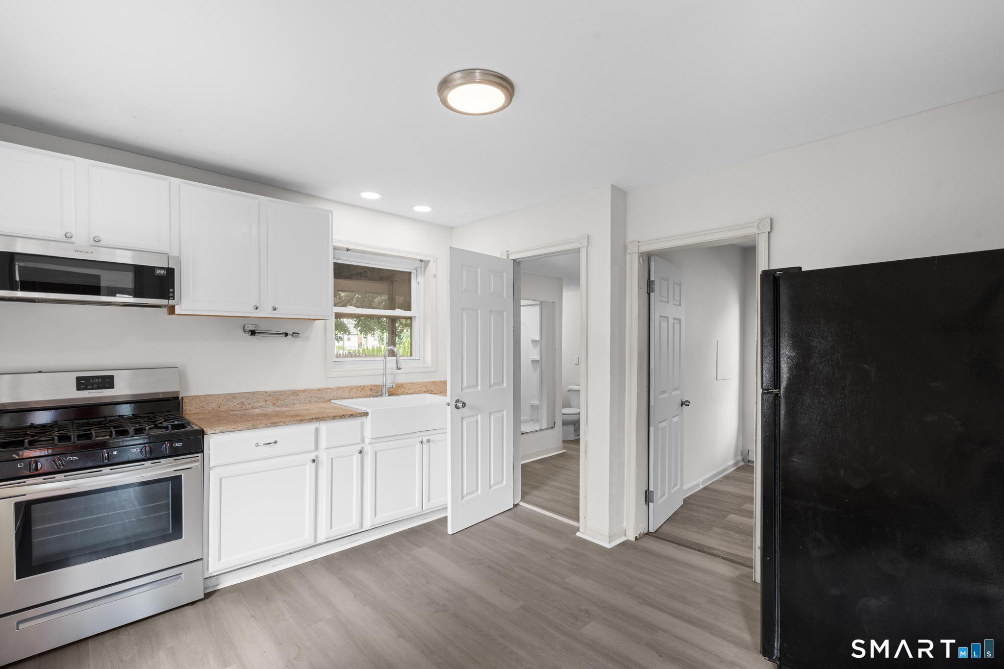 136 Franklin Street photo 14