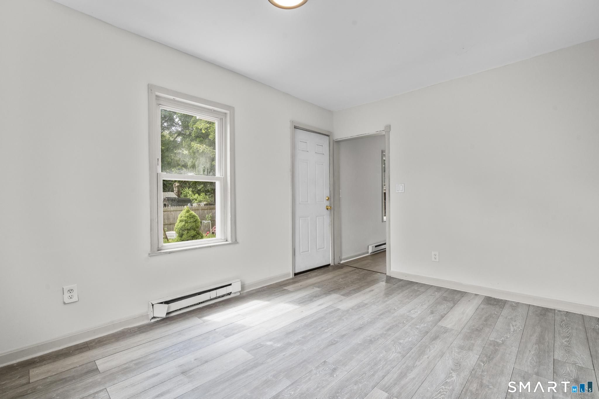 136 Franklin Street photo 25