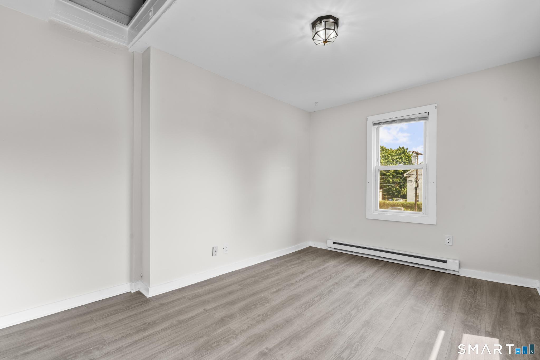 136 Franklin Street photo 30