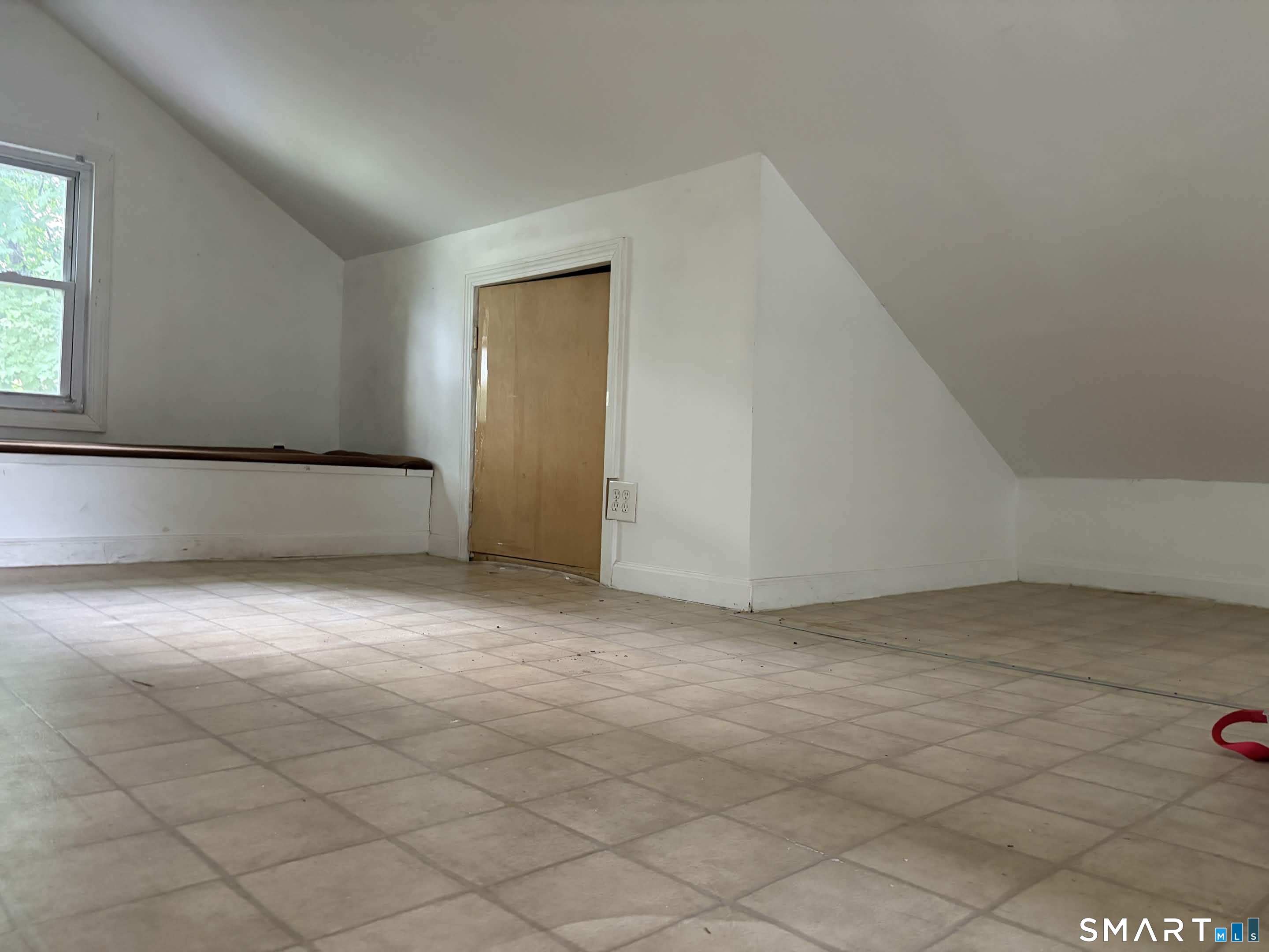 136 Franklin Street photo 35