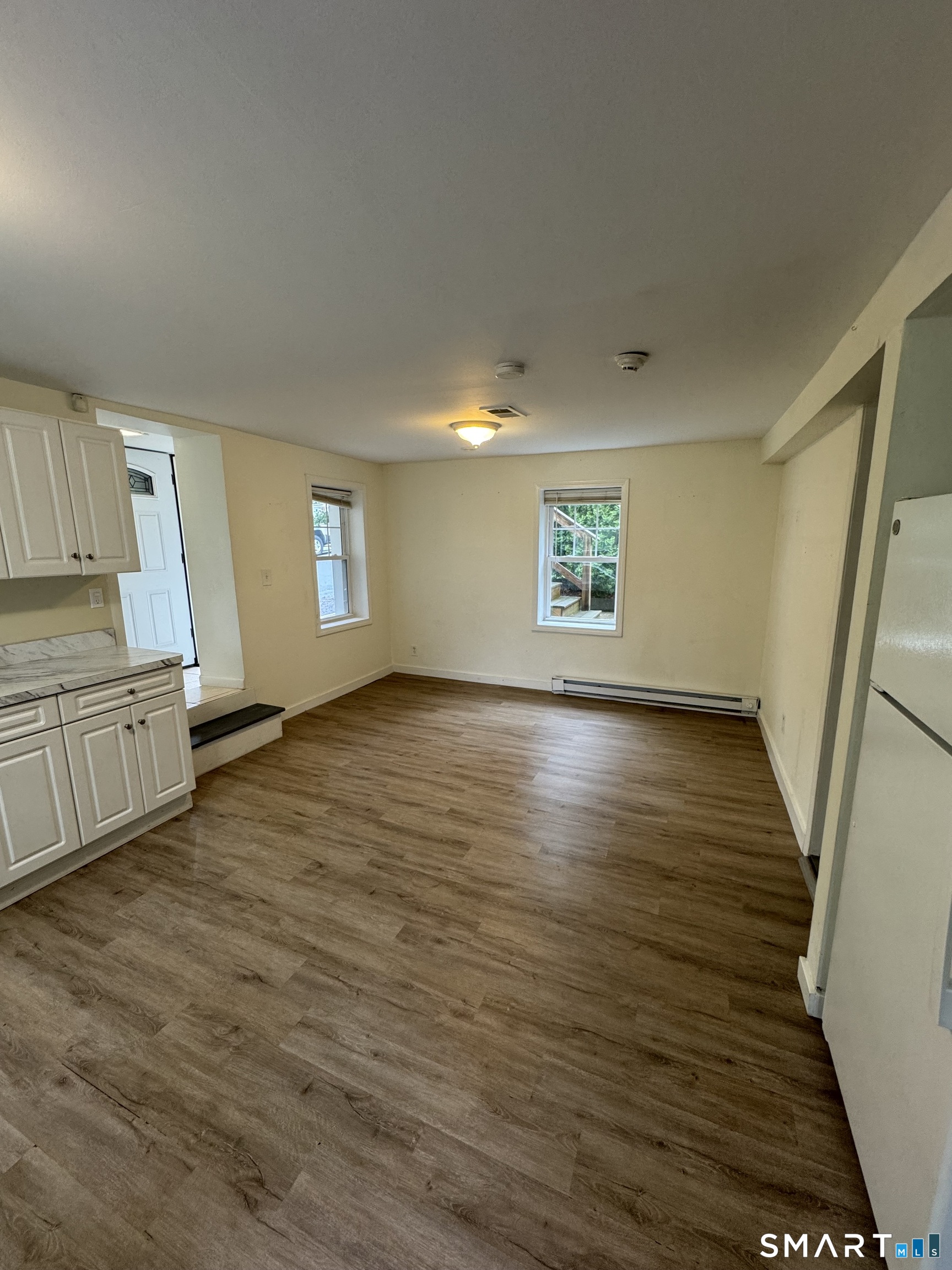 41 Hubbard Place  Unit #A photo 4