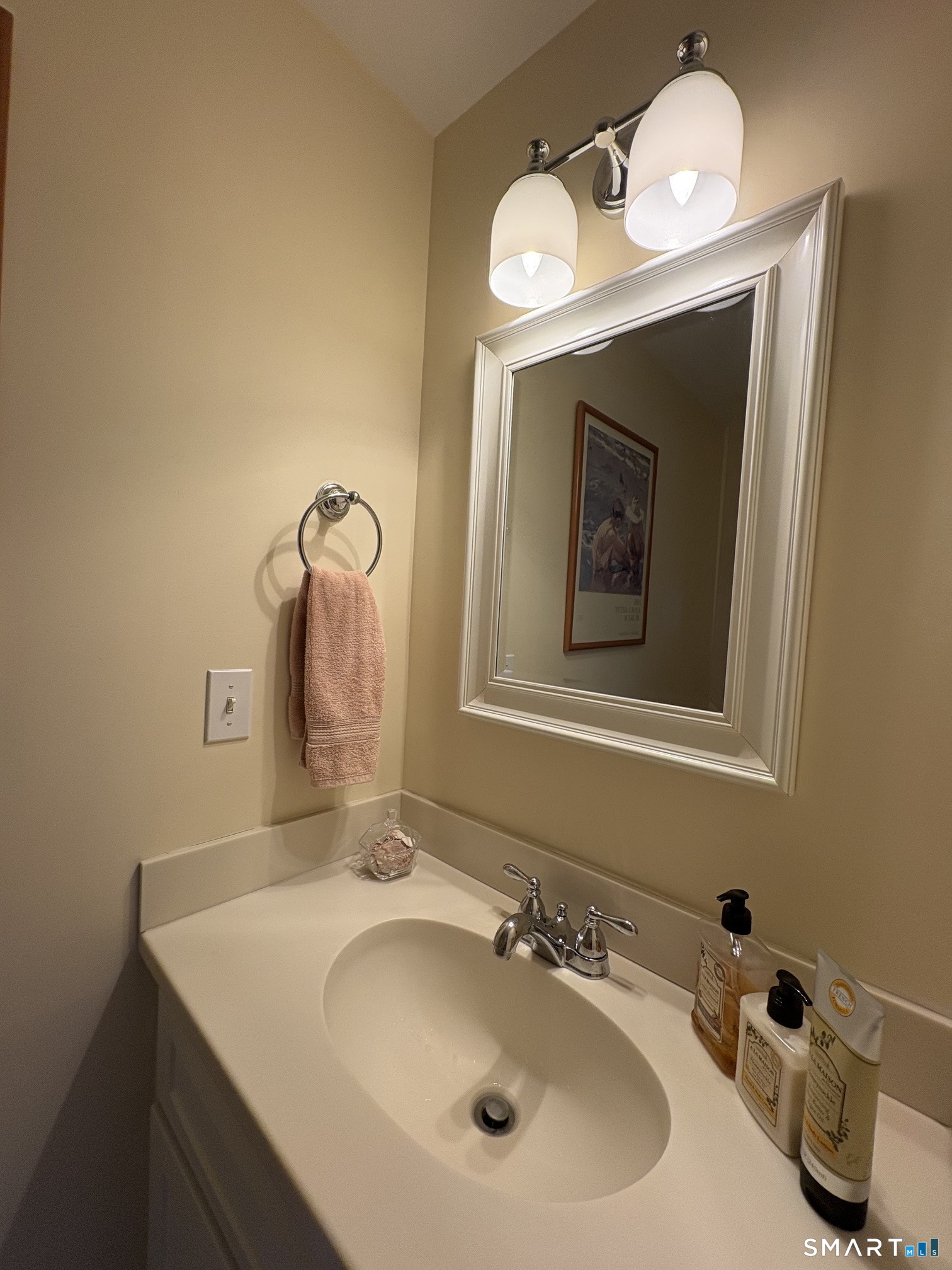 11 Cove Hill Road photo 8
