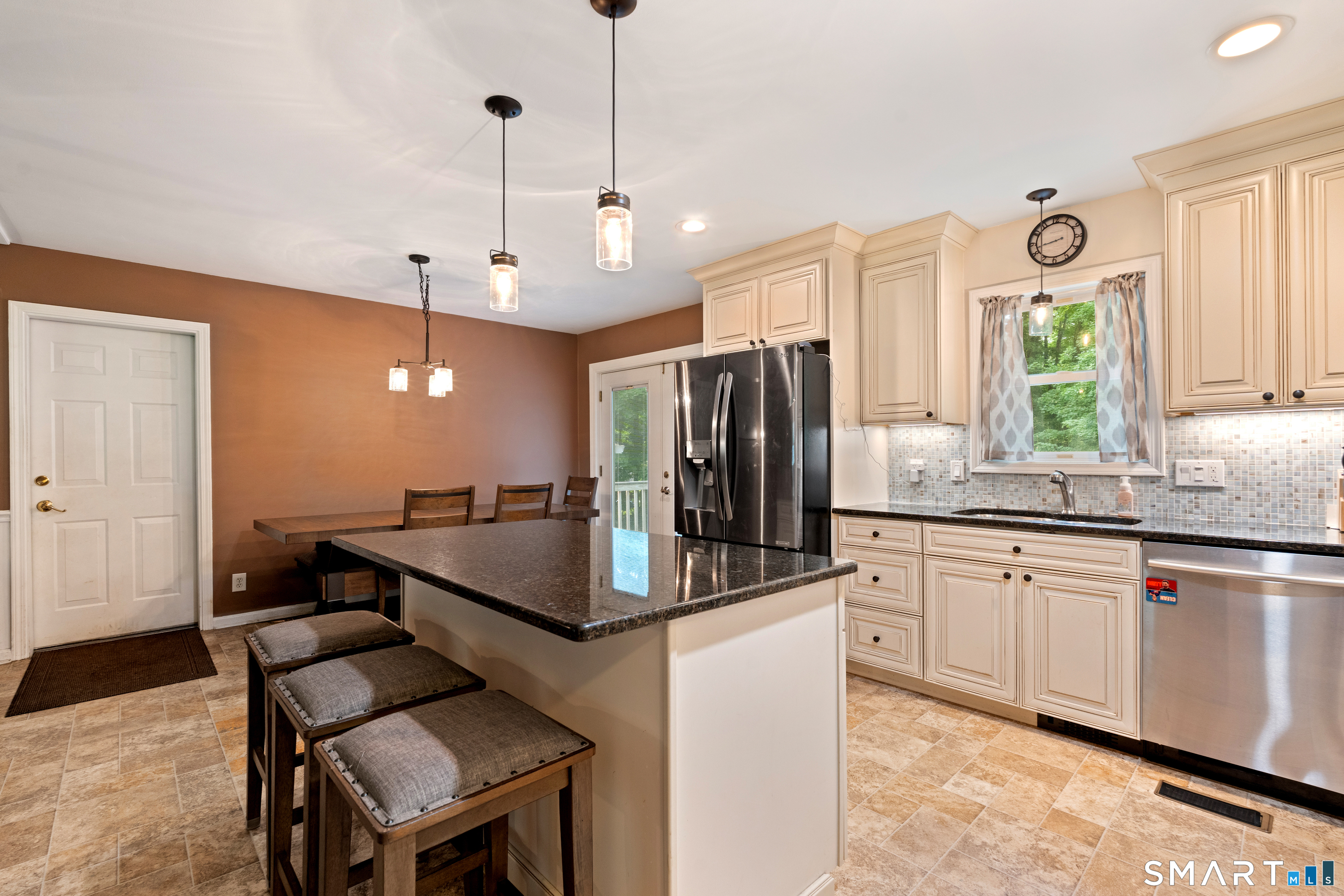 25 Cook Road photo 6