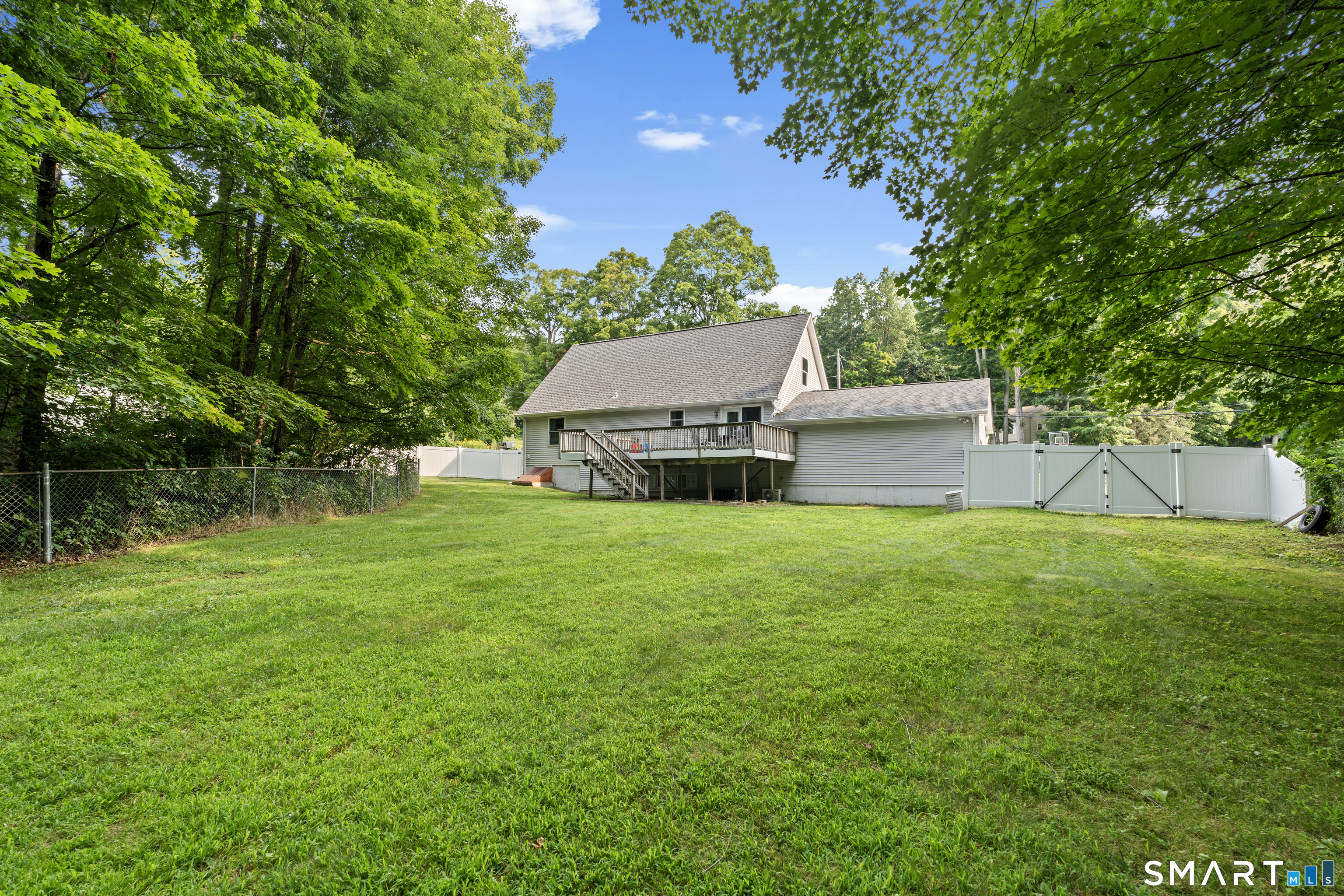 25 Cook Road photo 24