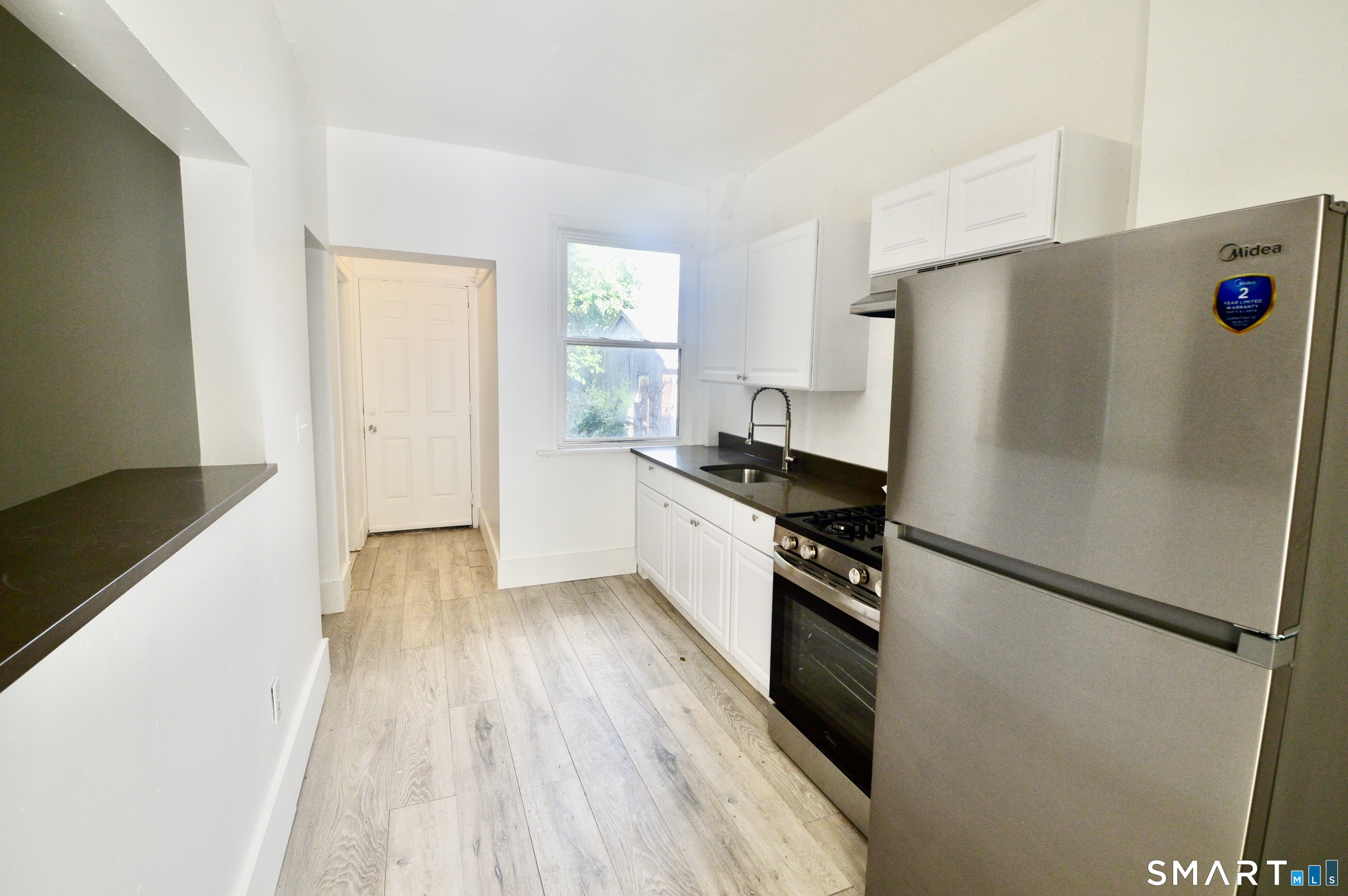 270 East Avenue photo 5