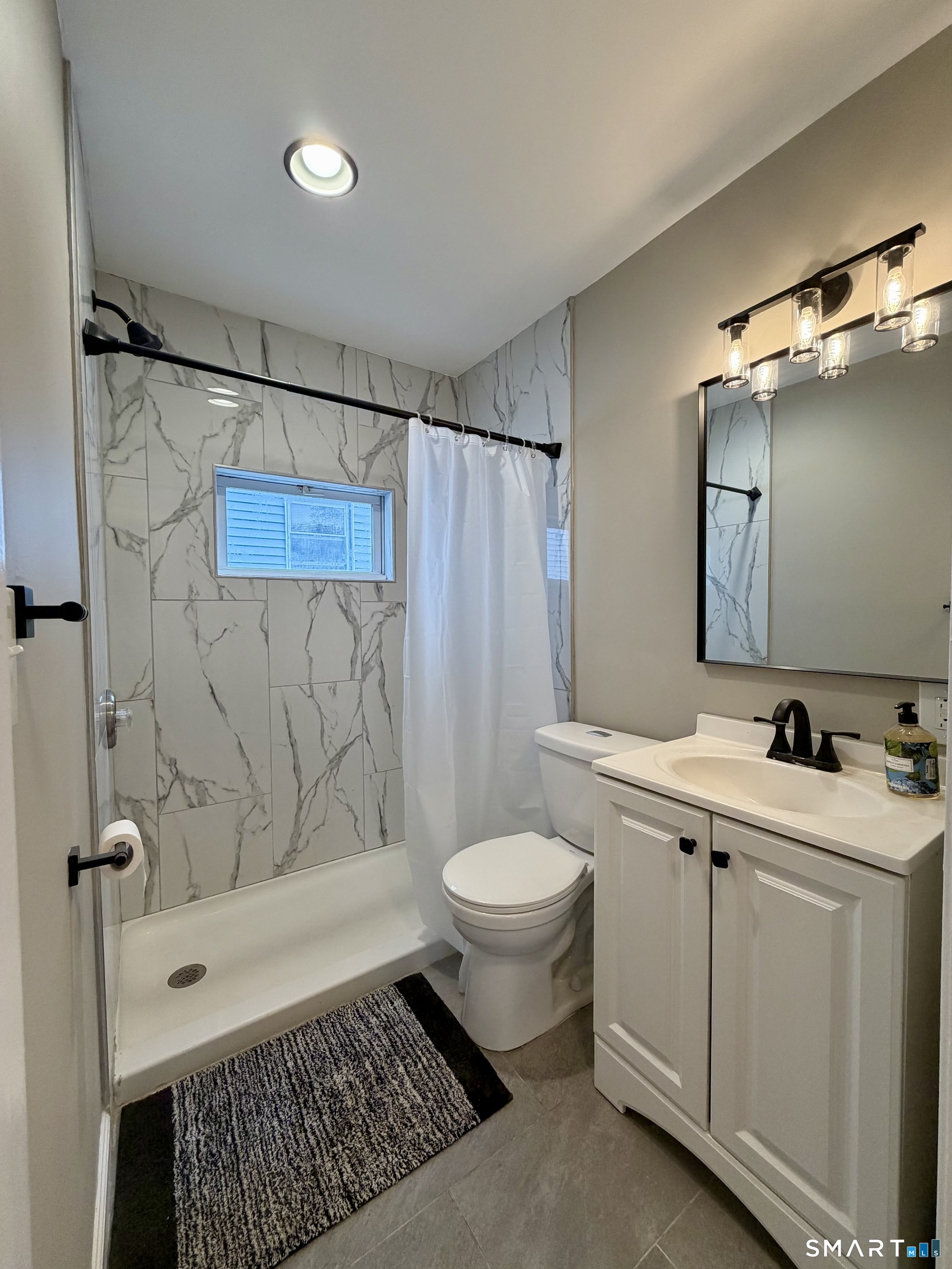 550 Winchester Avenue Unit #2 photo 8