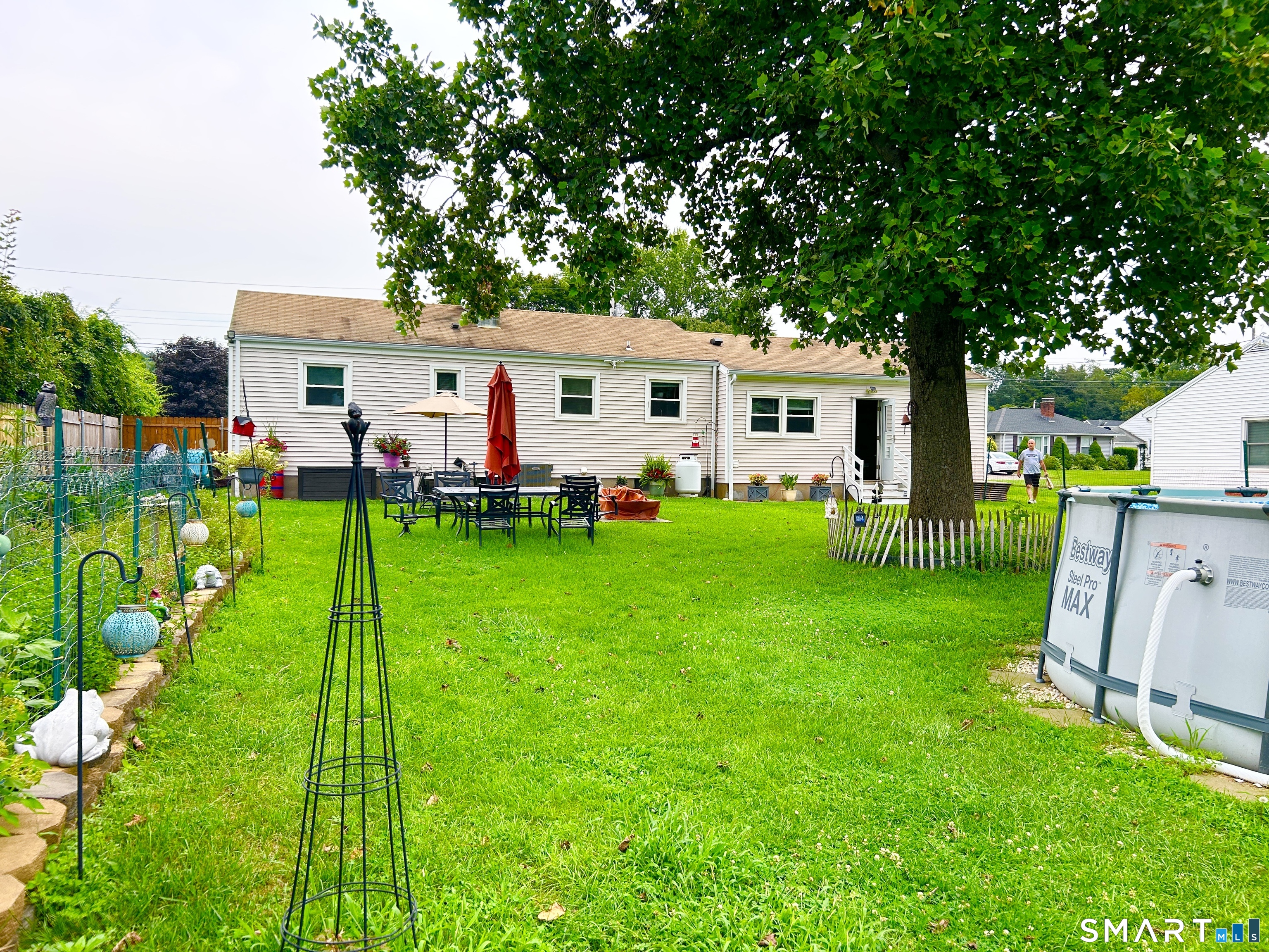 13 Hemlock Drive photo 28
