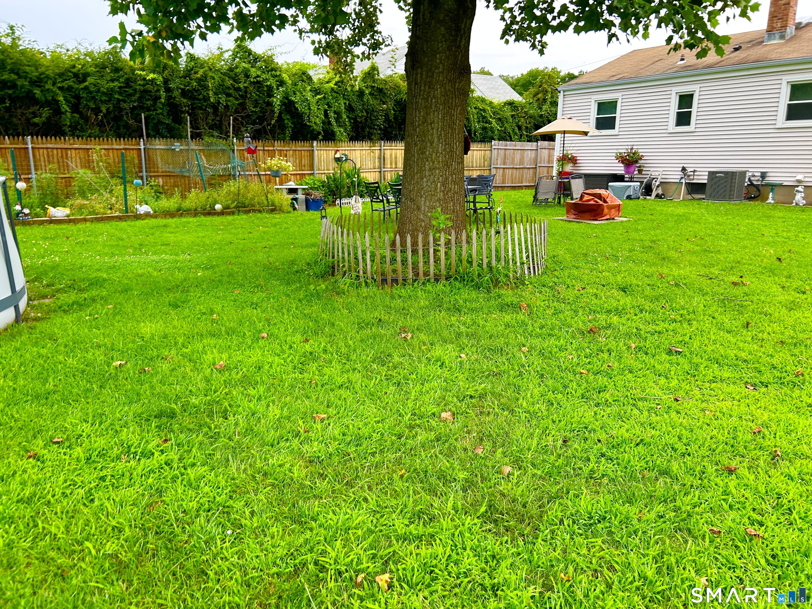 13 Hemlock Drive photo 32