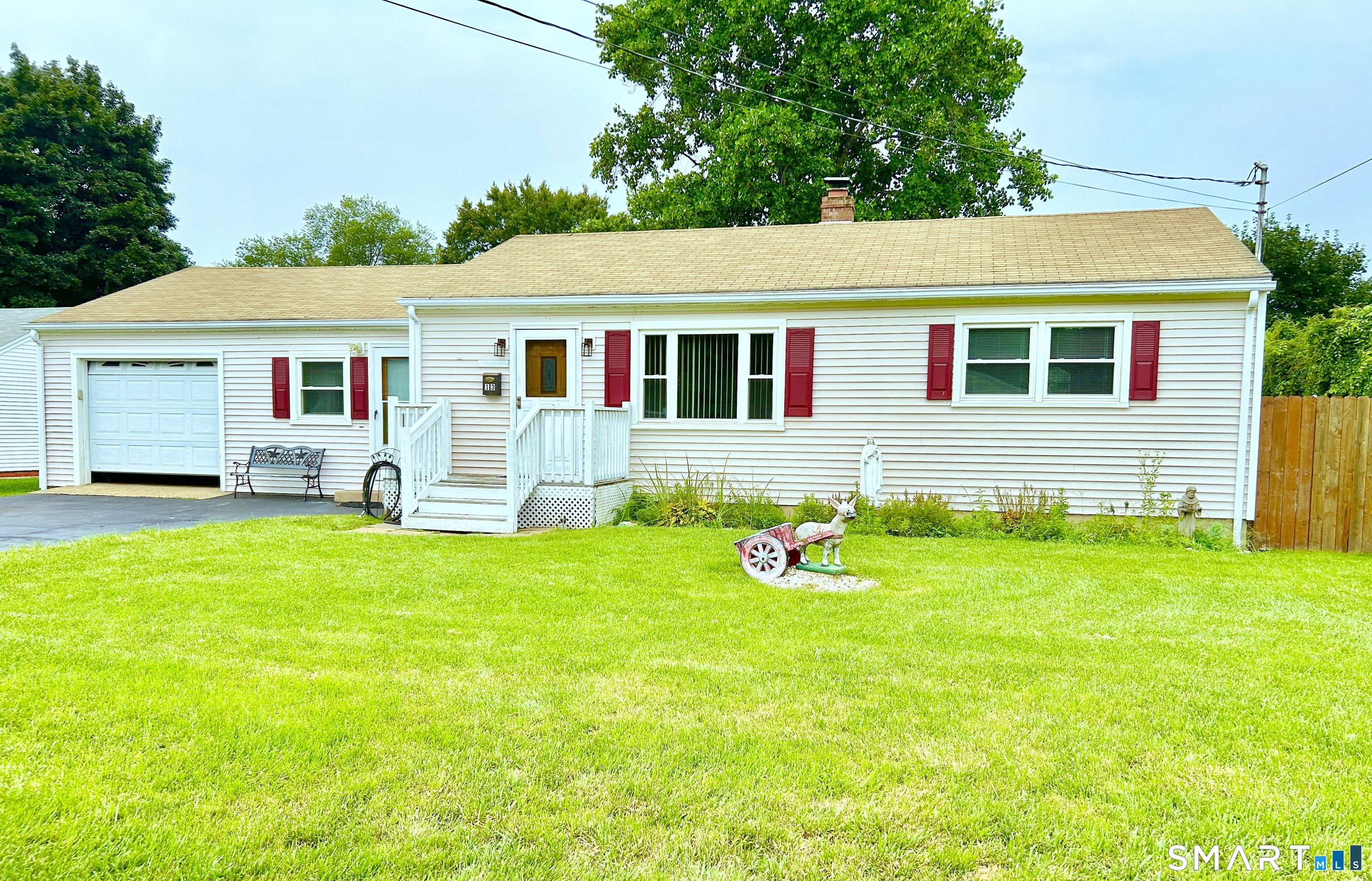 13 Hemlock Drive photo 37