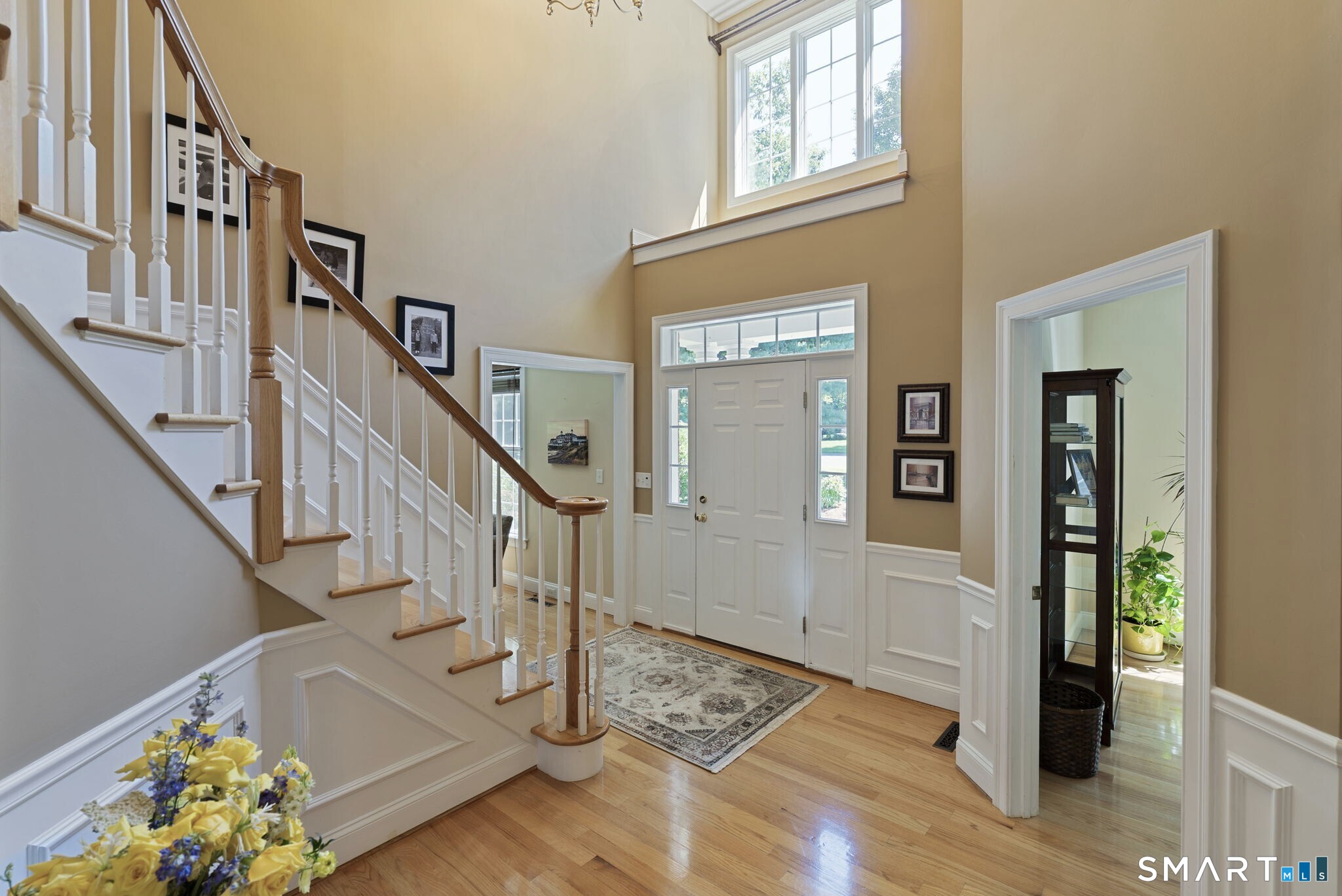 56 Fox Meadow photo 3