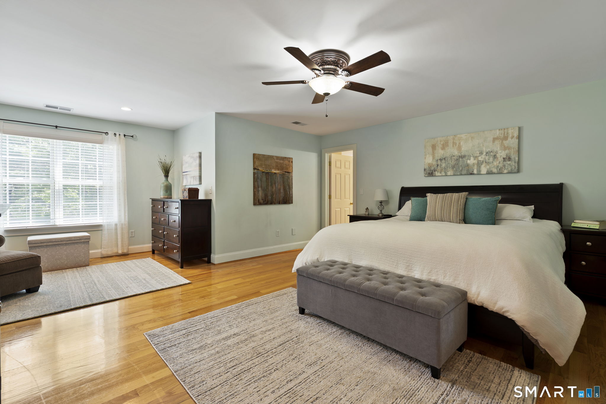56 Fox Meadow photo 18