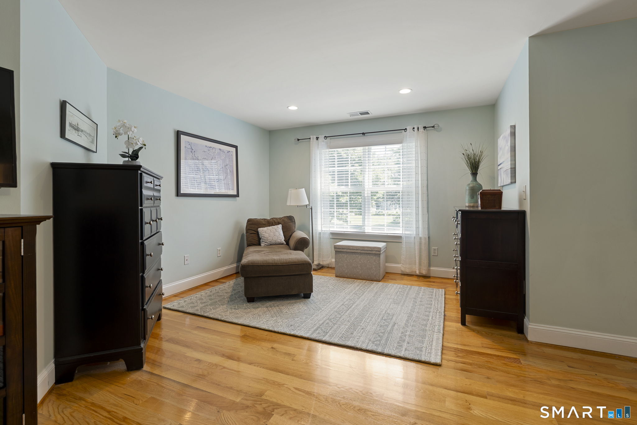 56 Fox Meadow photo 19
