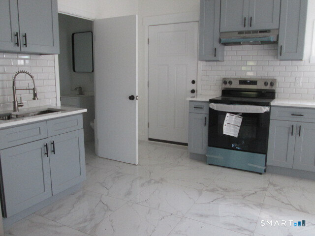 16 Winthrop Street photo 3