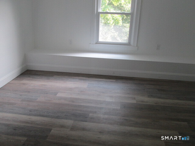 16 Winthrop Street photo 2