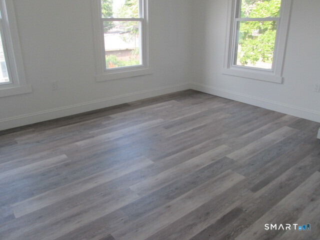 16 Winthrop Street photo 5