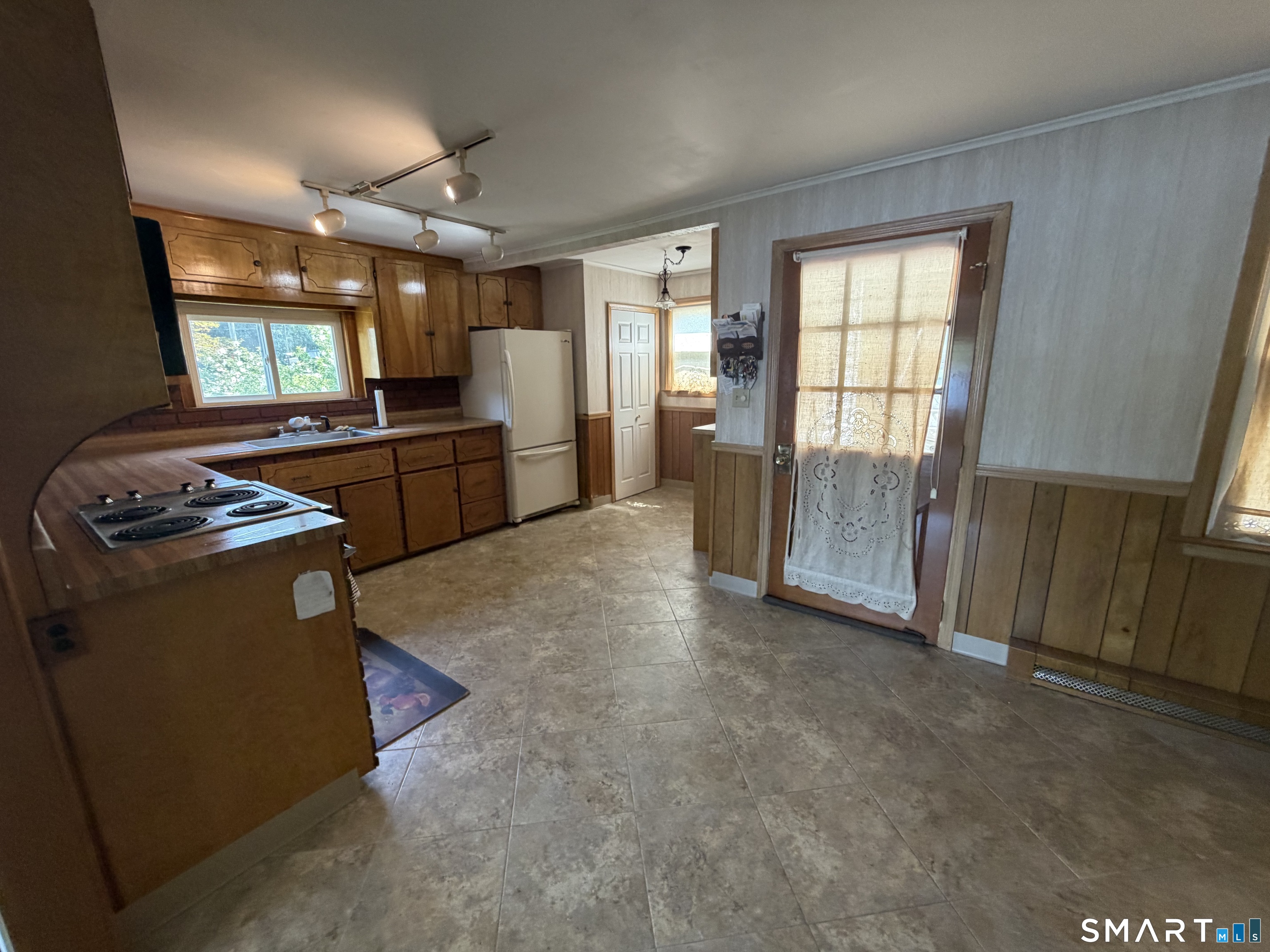 214 Lake Plymouth Boulevard photo 12