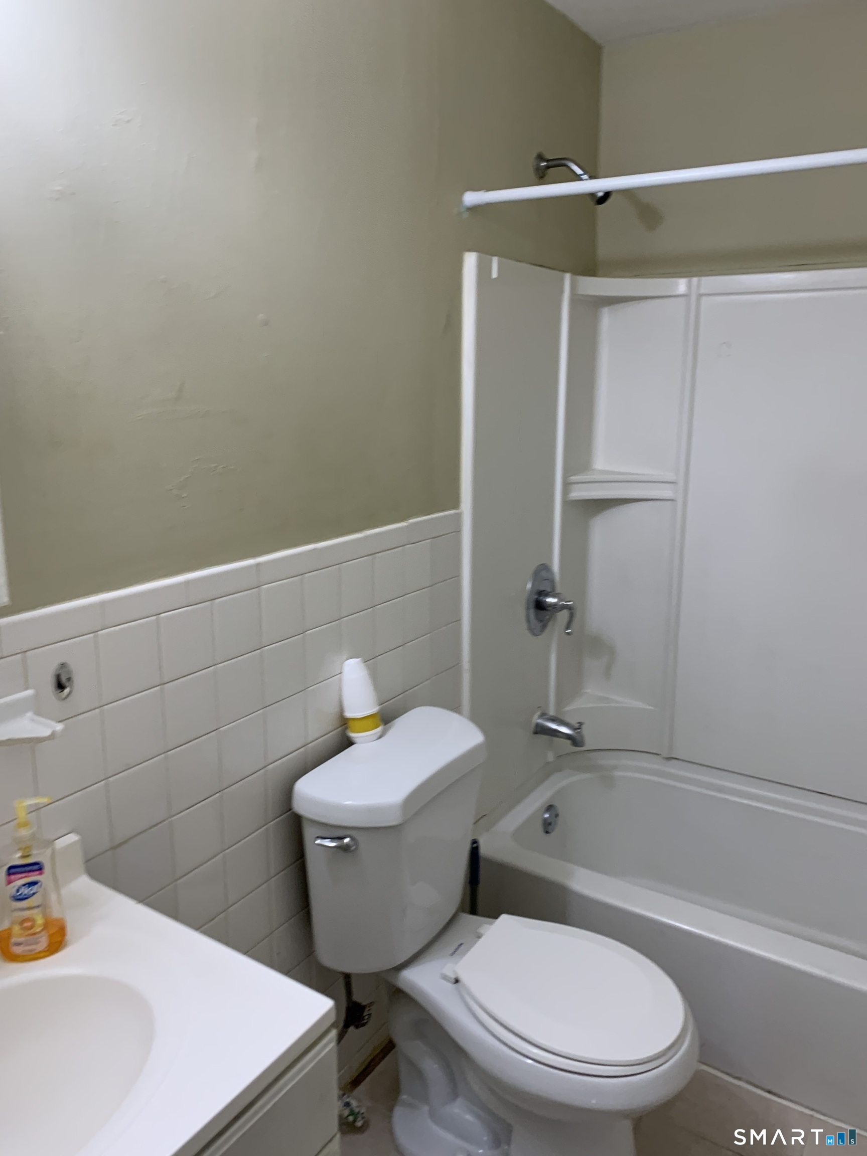 56 Oakwoods Lane  Unit #F photo 3