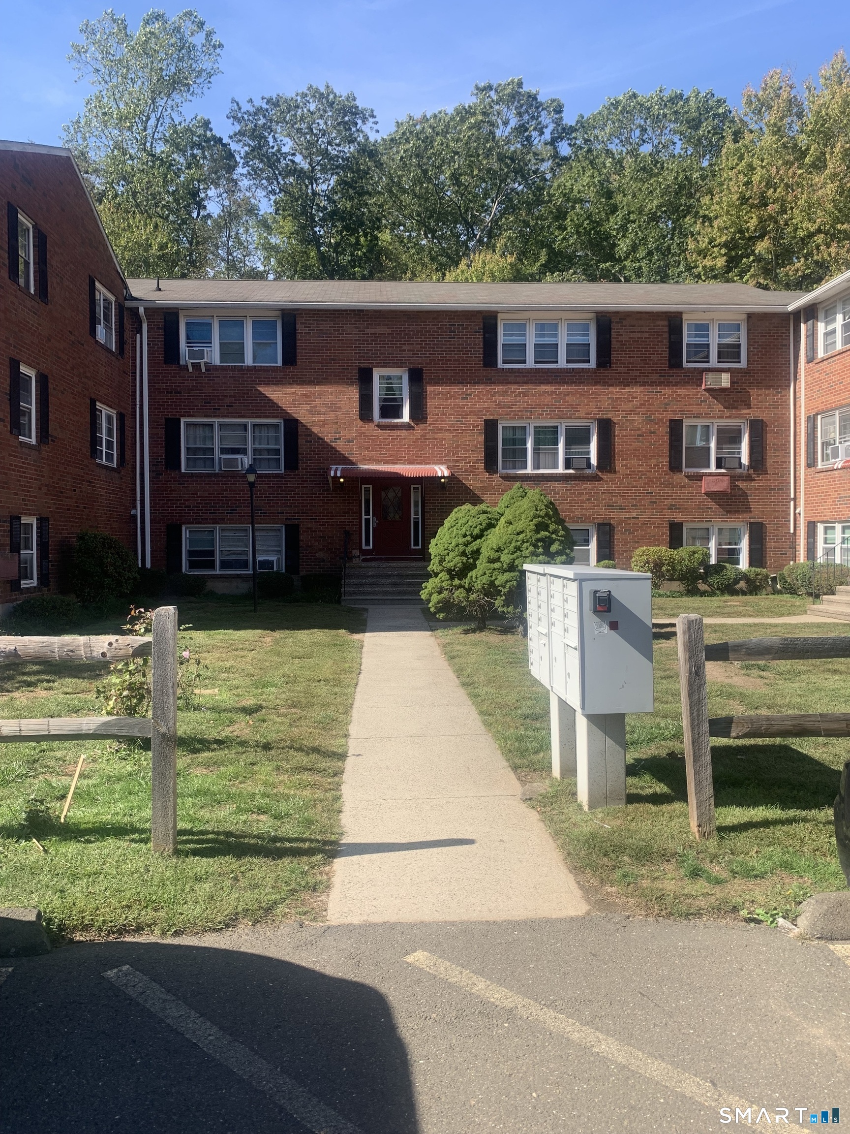 56 Oakwoods Lane  Unit #F photo 9