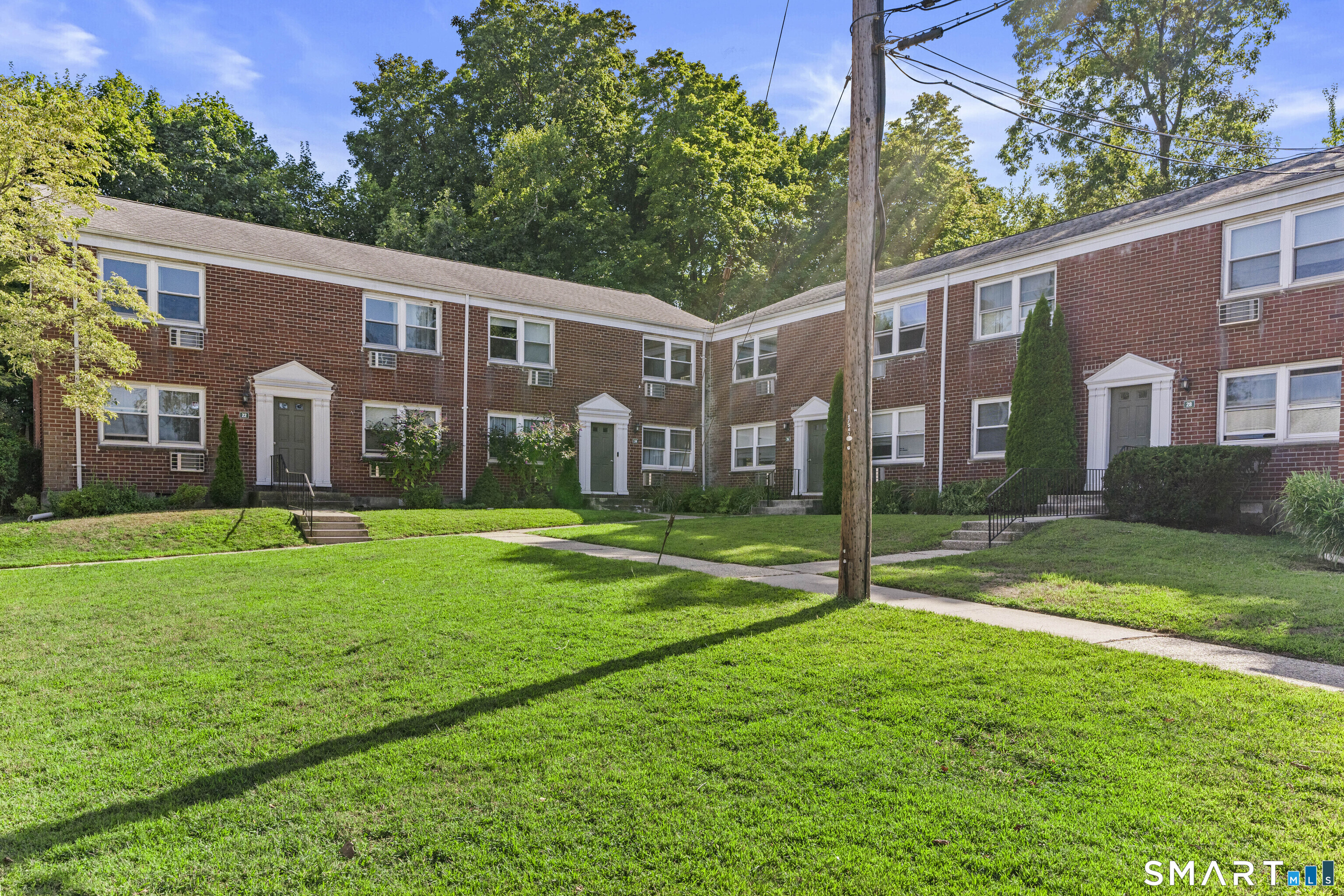 8 Hamilton Court Unit #D photo 17