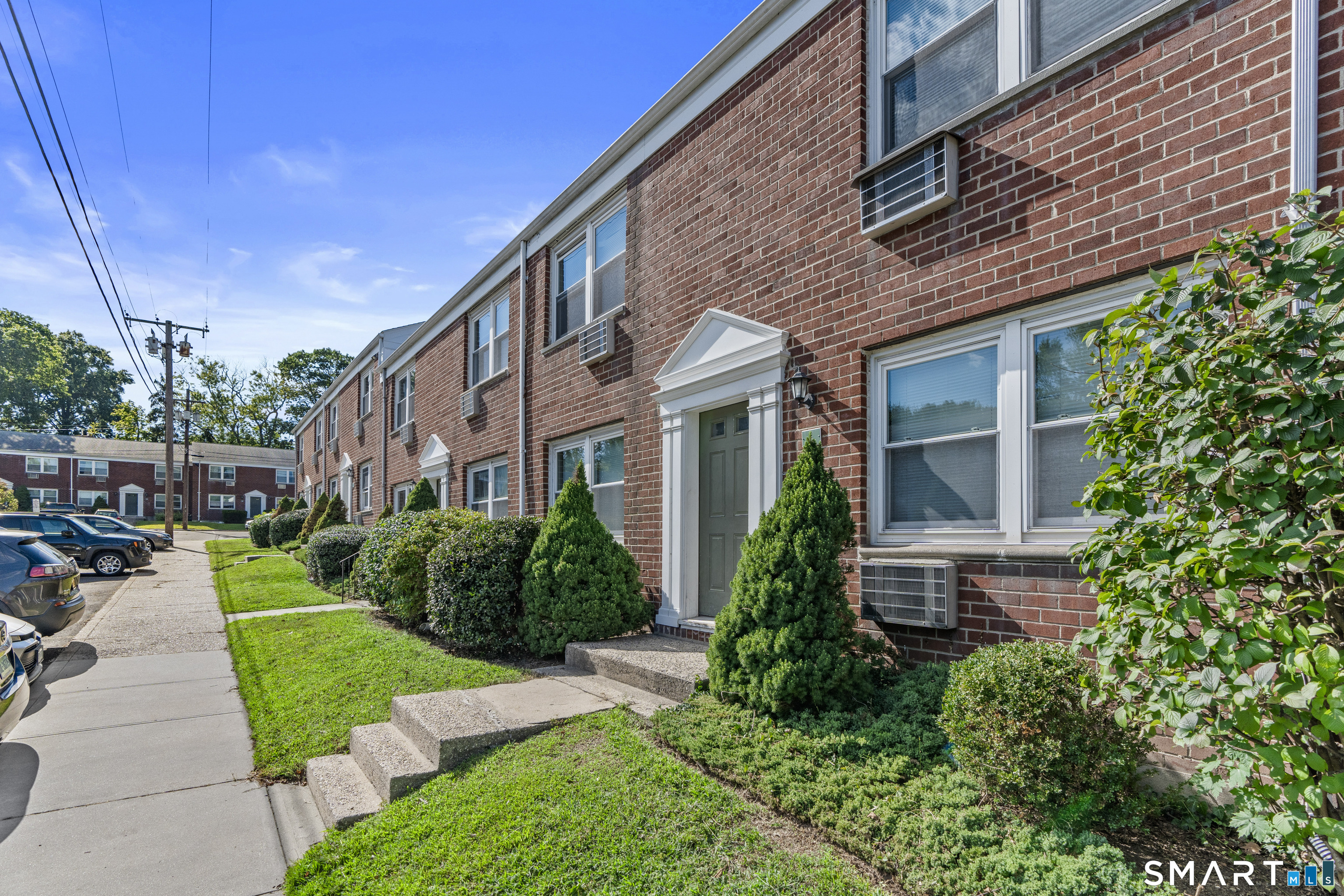 8 Hamilton Court Unit #D photo 19