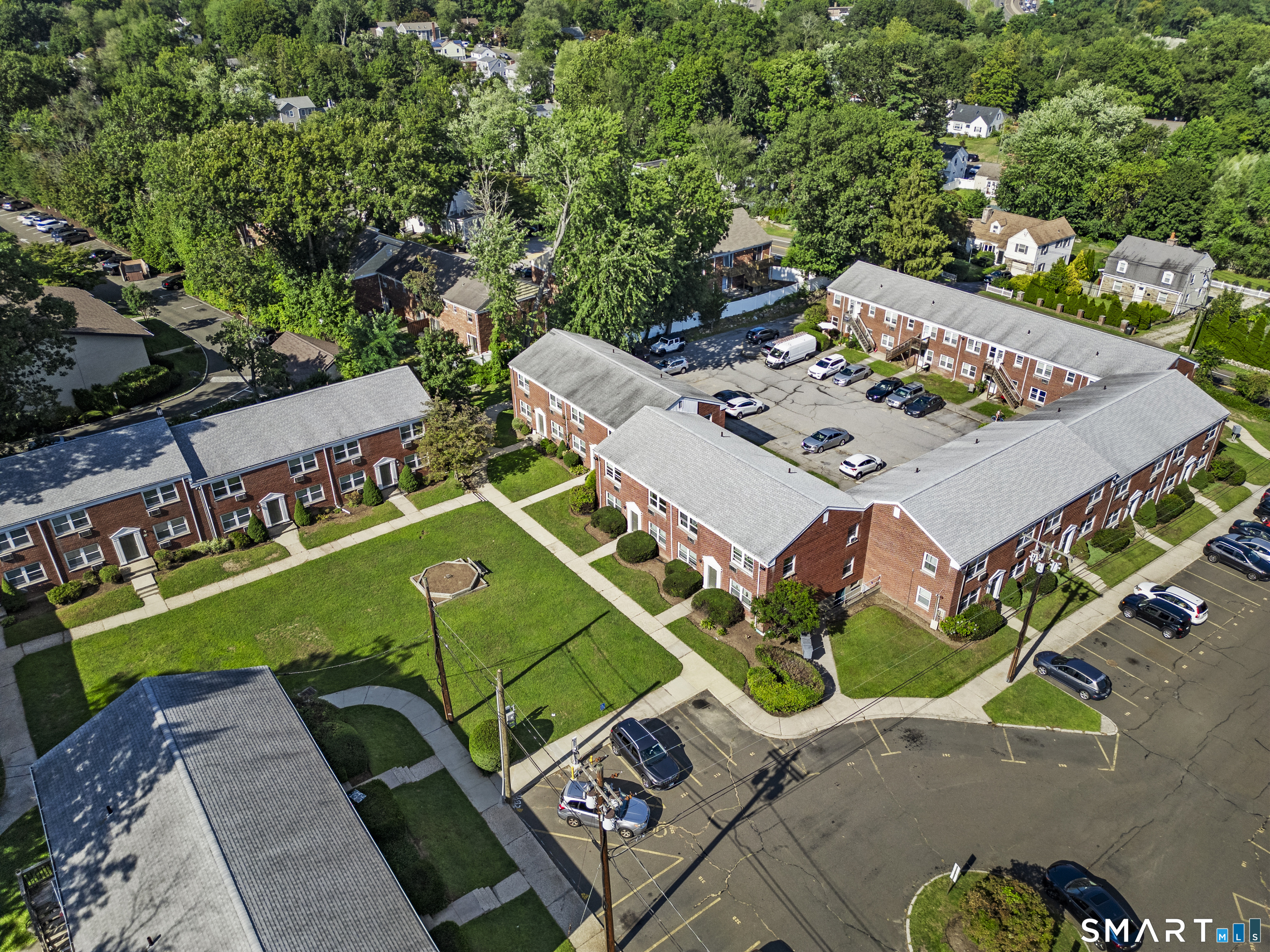 8 Hamilton Court Unit #D photo 22