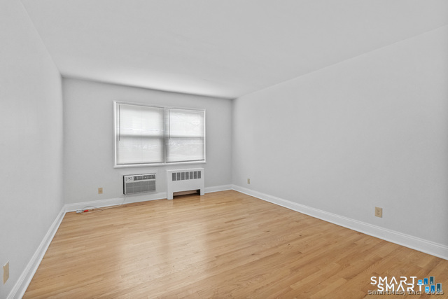 8 Hamilton Court Unit #D photo 6