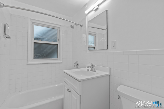 8 Hamilton Court Unit #D photo 8