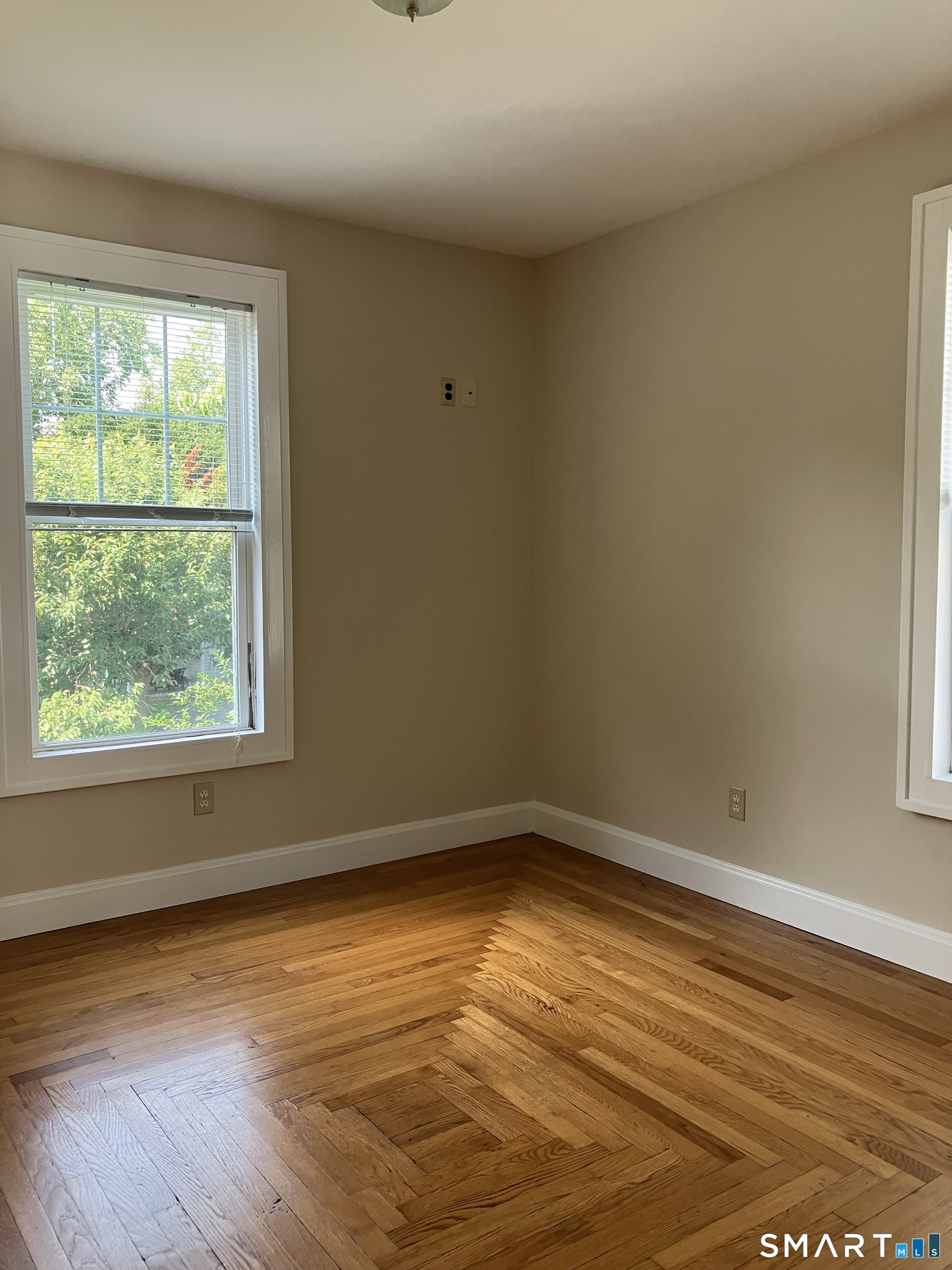 356-358 Yale Avenue  Unit #1 photo 12