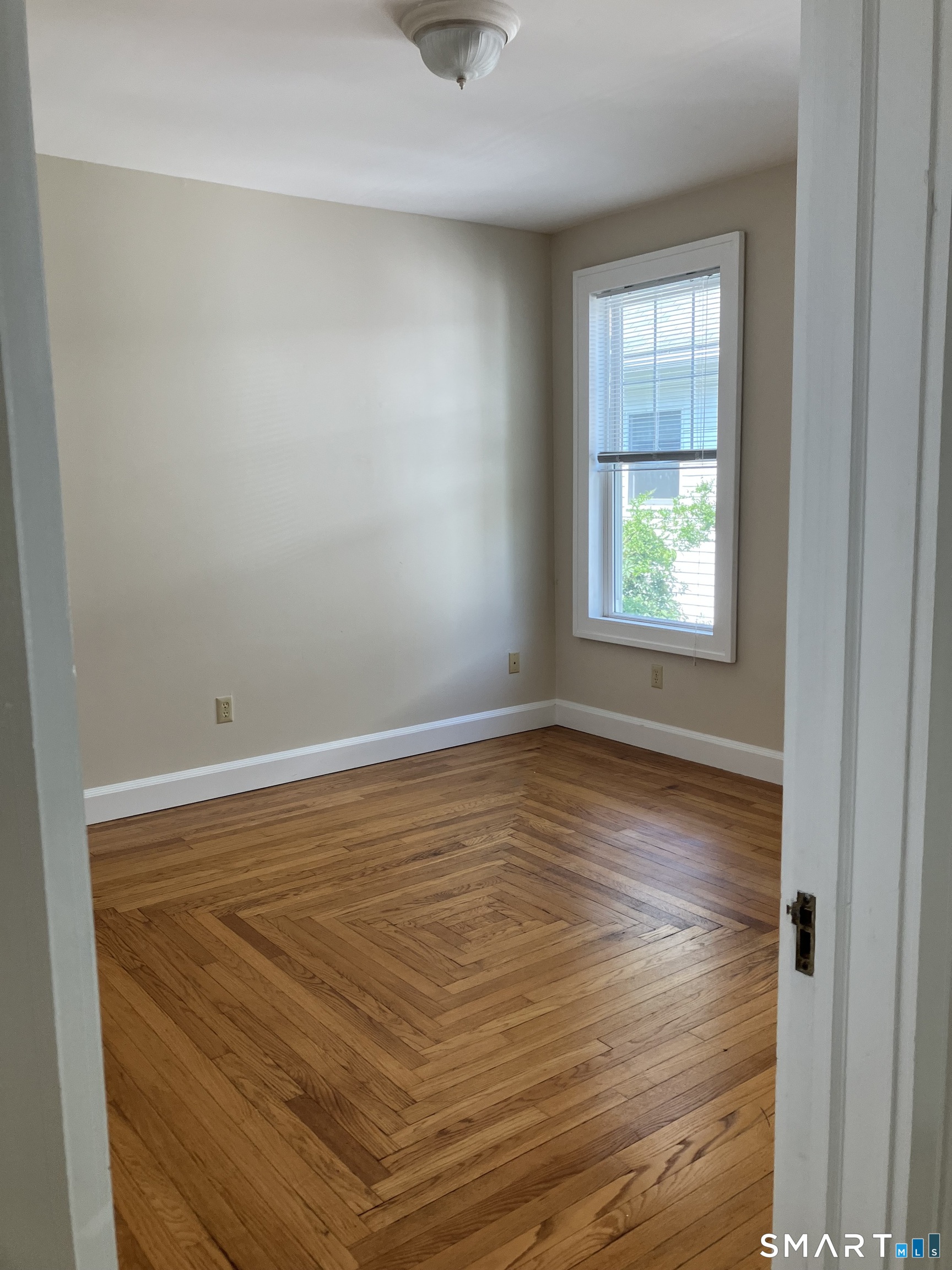 356-358 Yale Avenue  Unit #1 photo 10