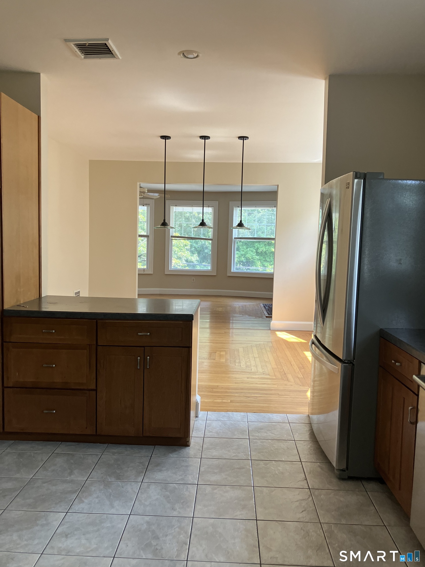 356-358 Yale Avenue  Unit #1 photo 6