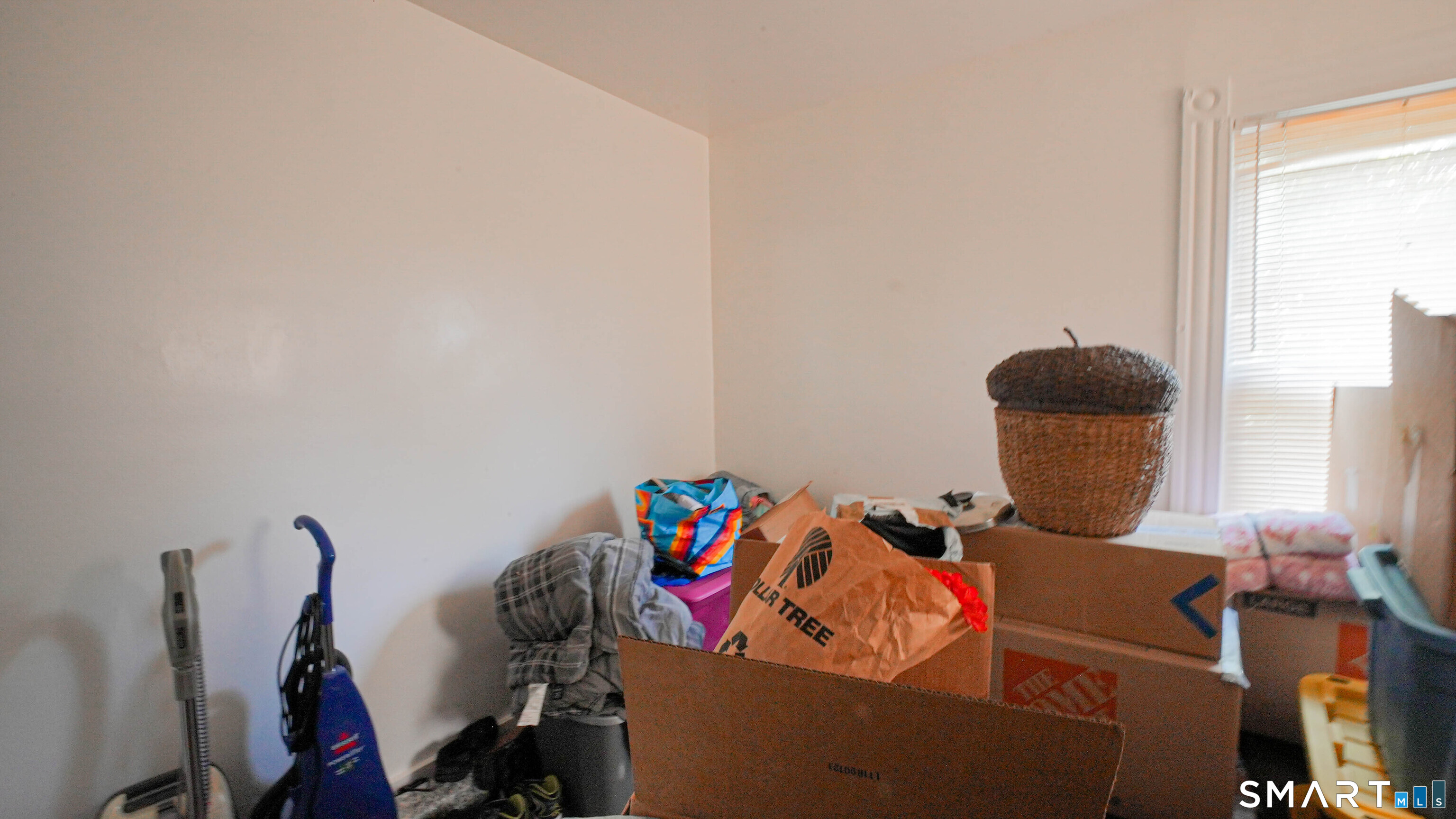 398 Shelton Avenue photo 17