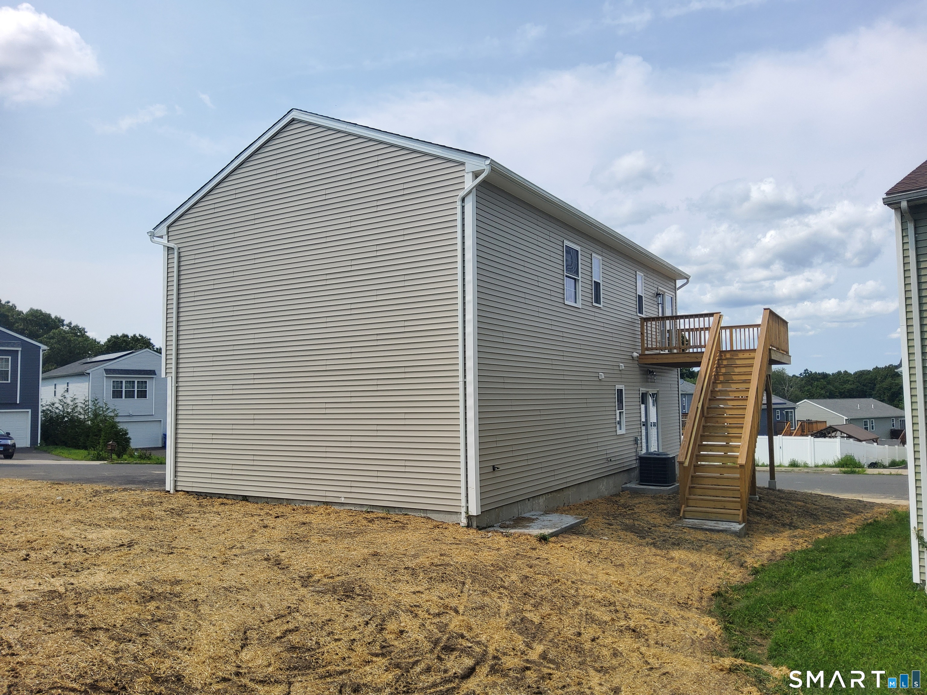 16 Kingsley Court Unit #9 photo 3