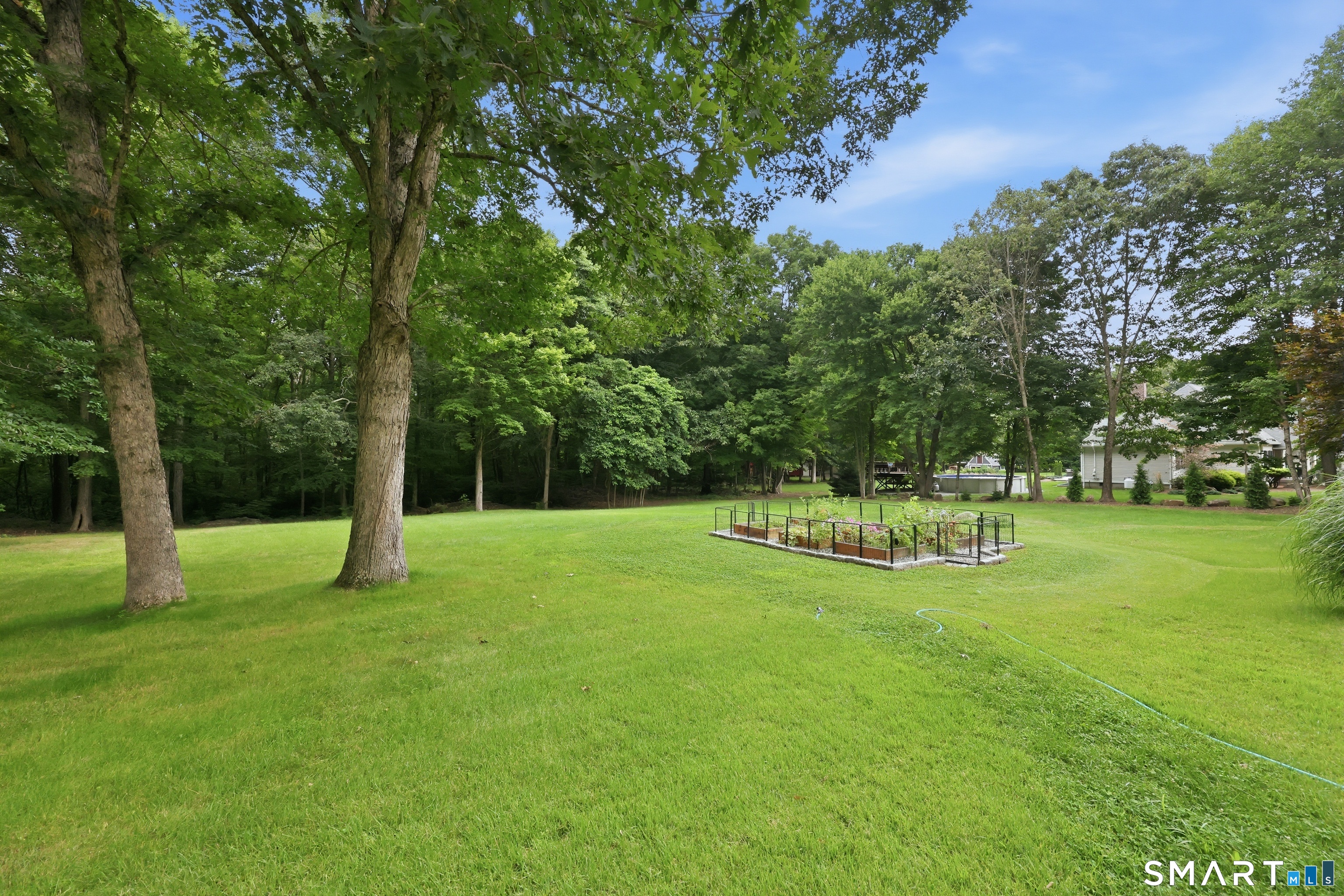 600 Foot Hills Road photo 39