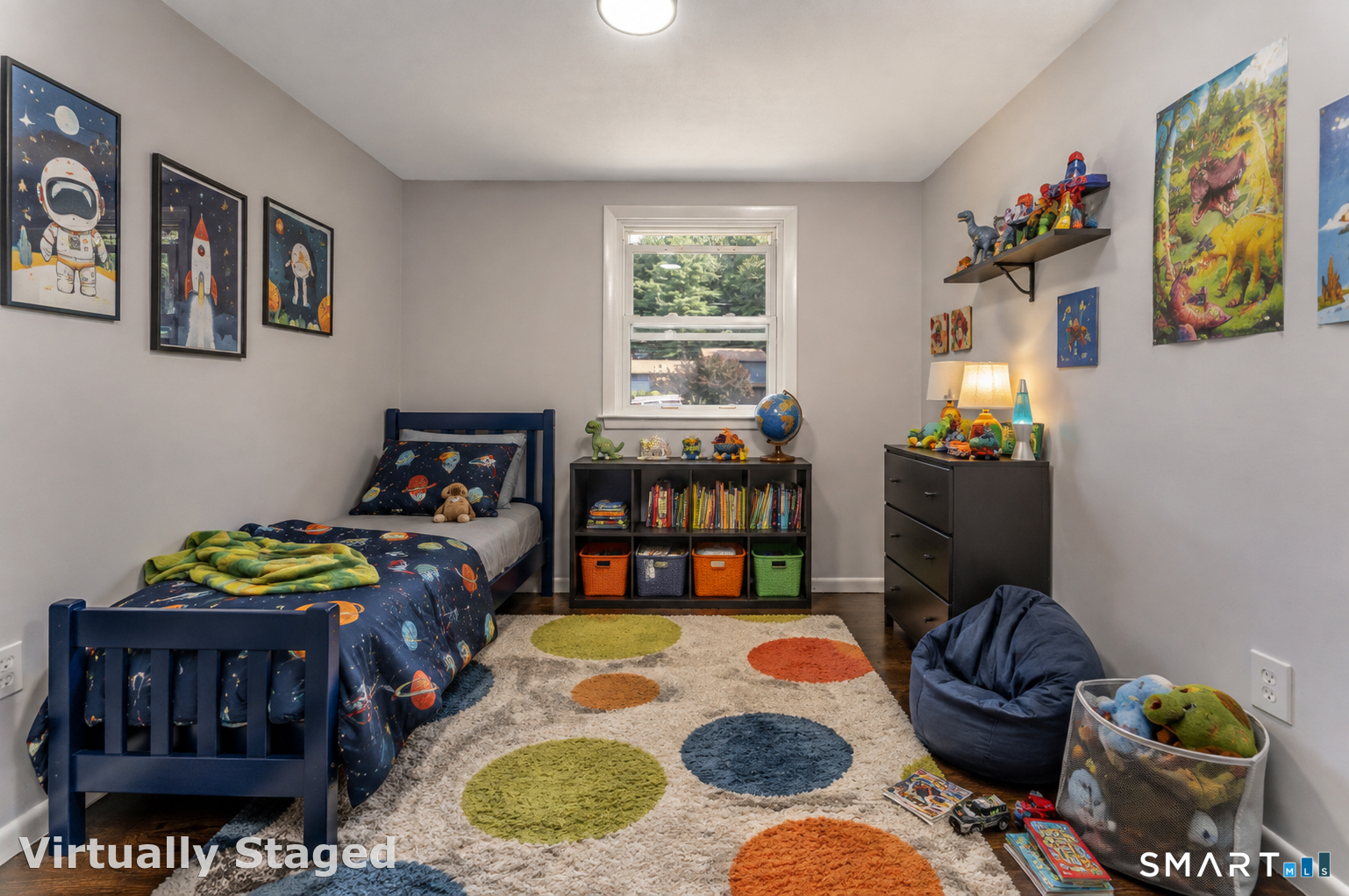 48 Manor Lane photo 17