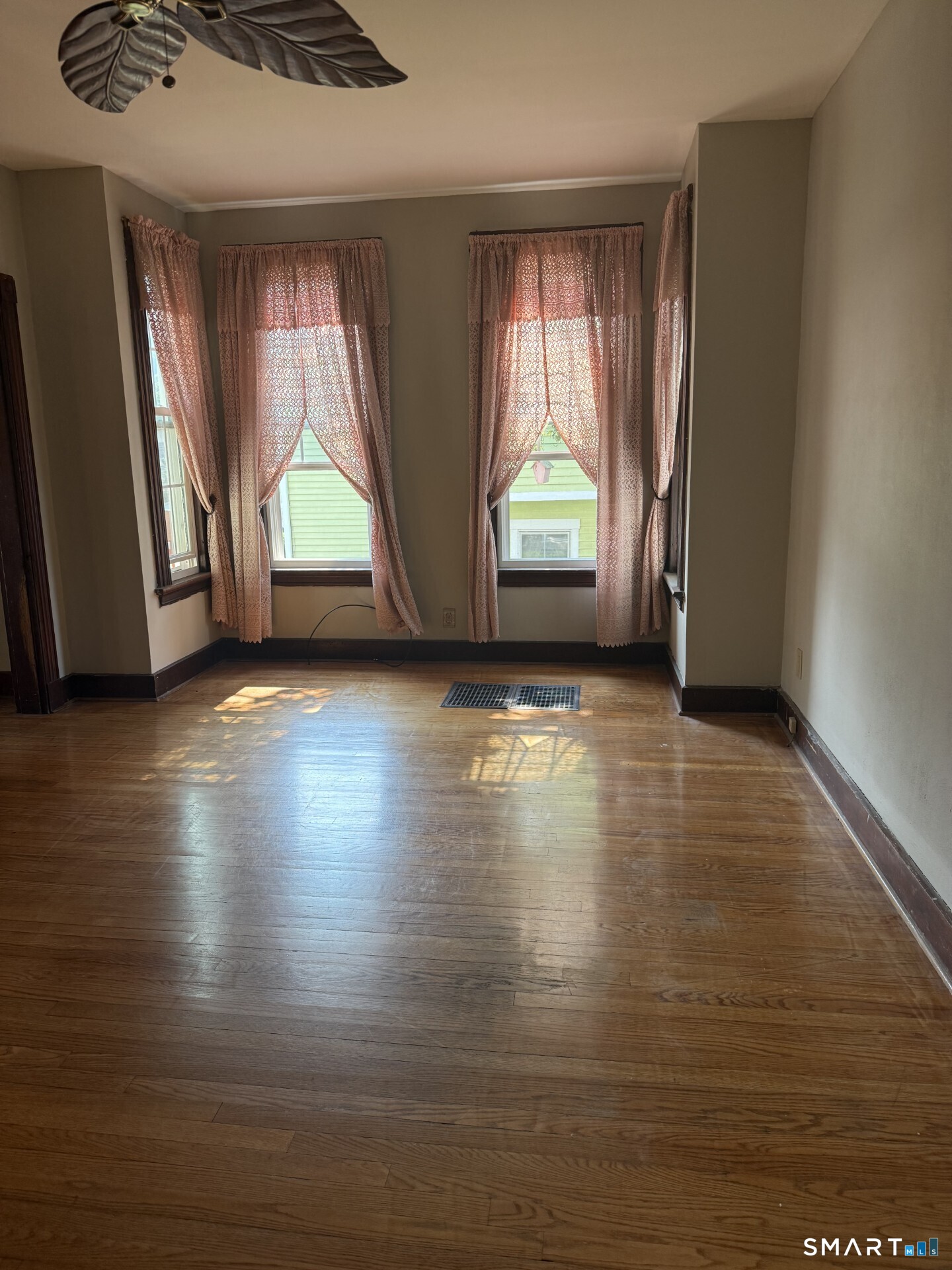 74 Cottage Avenue photo 2