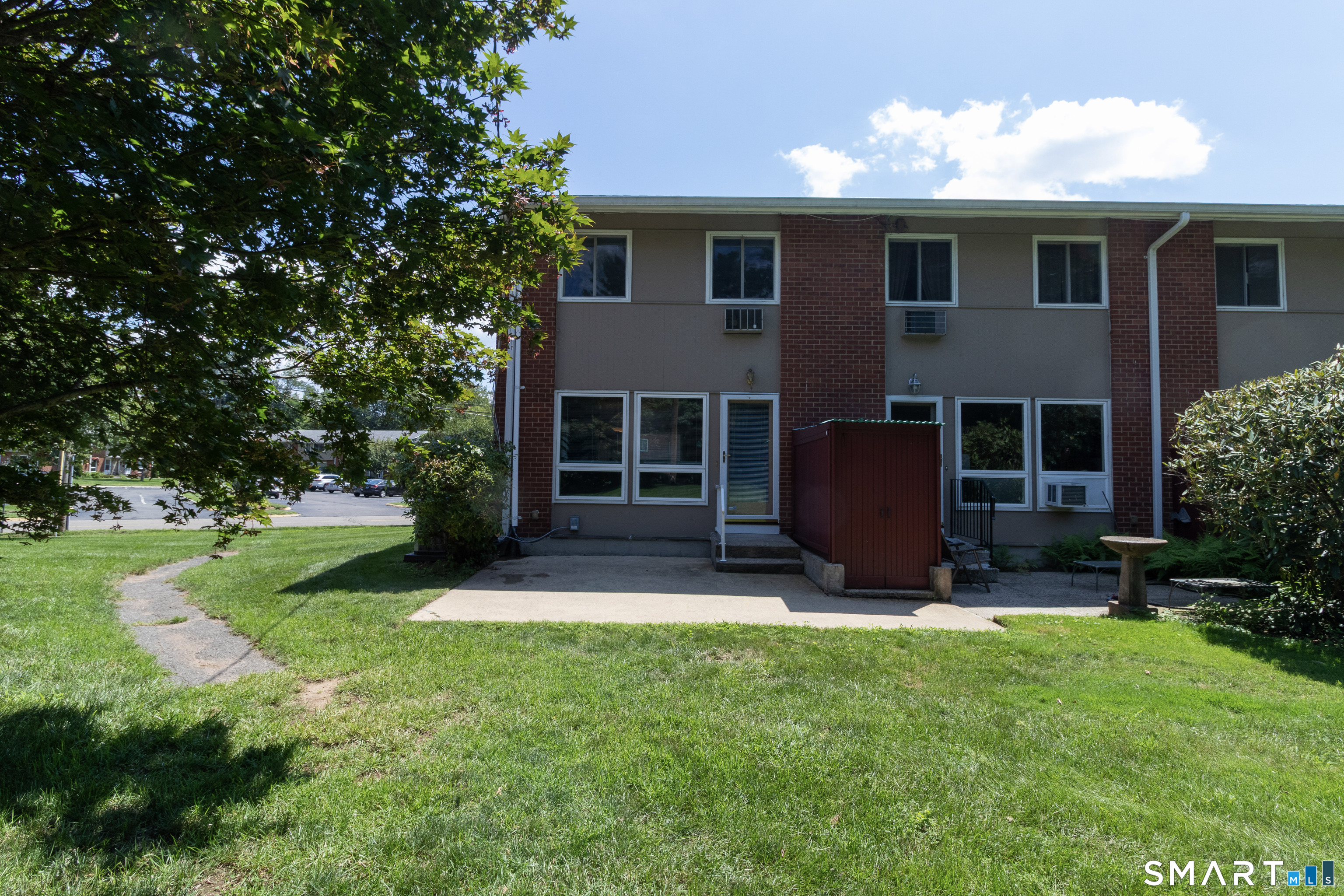 113 Centerbrook Road photo 27