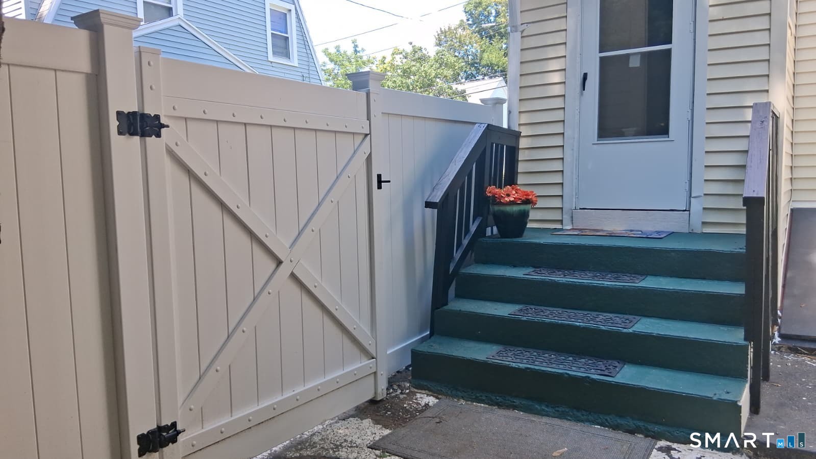 15 Simpson Street photo 25