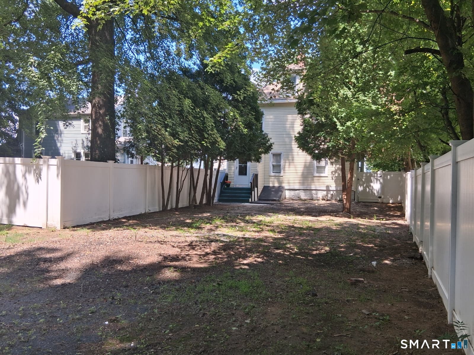 15 Simpson Street photo 27