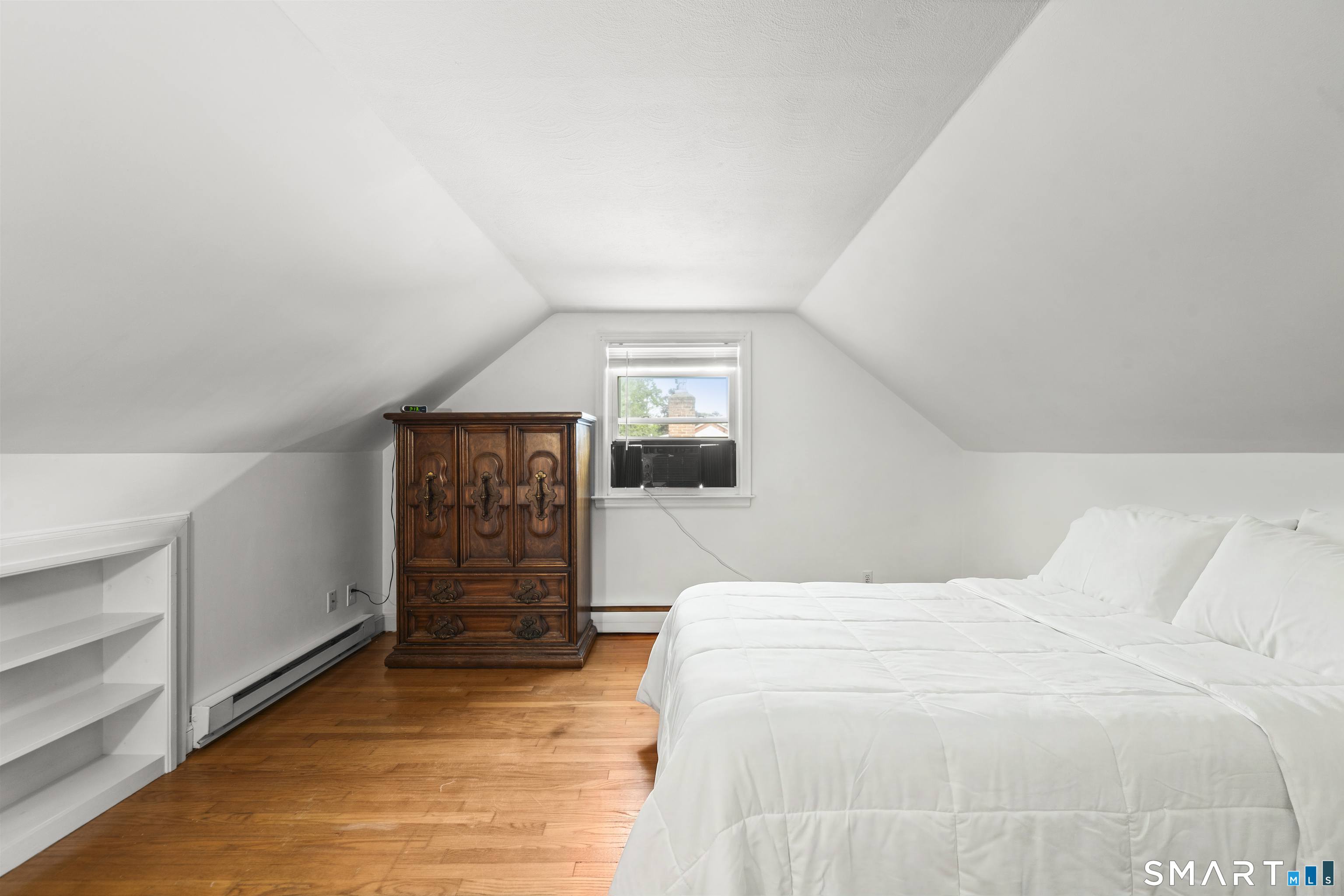4 Eleanor Road photo 12