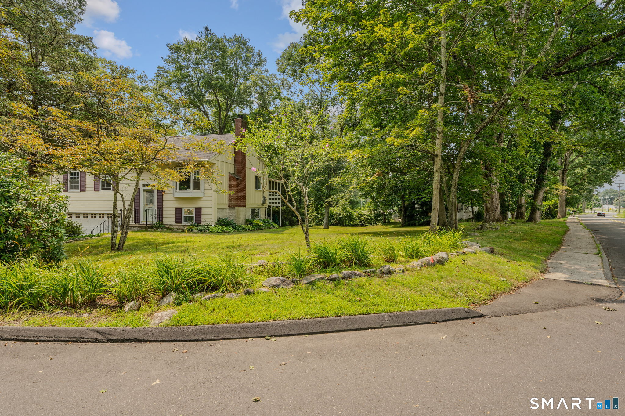 174 Glenwood Road photo 33